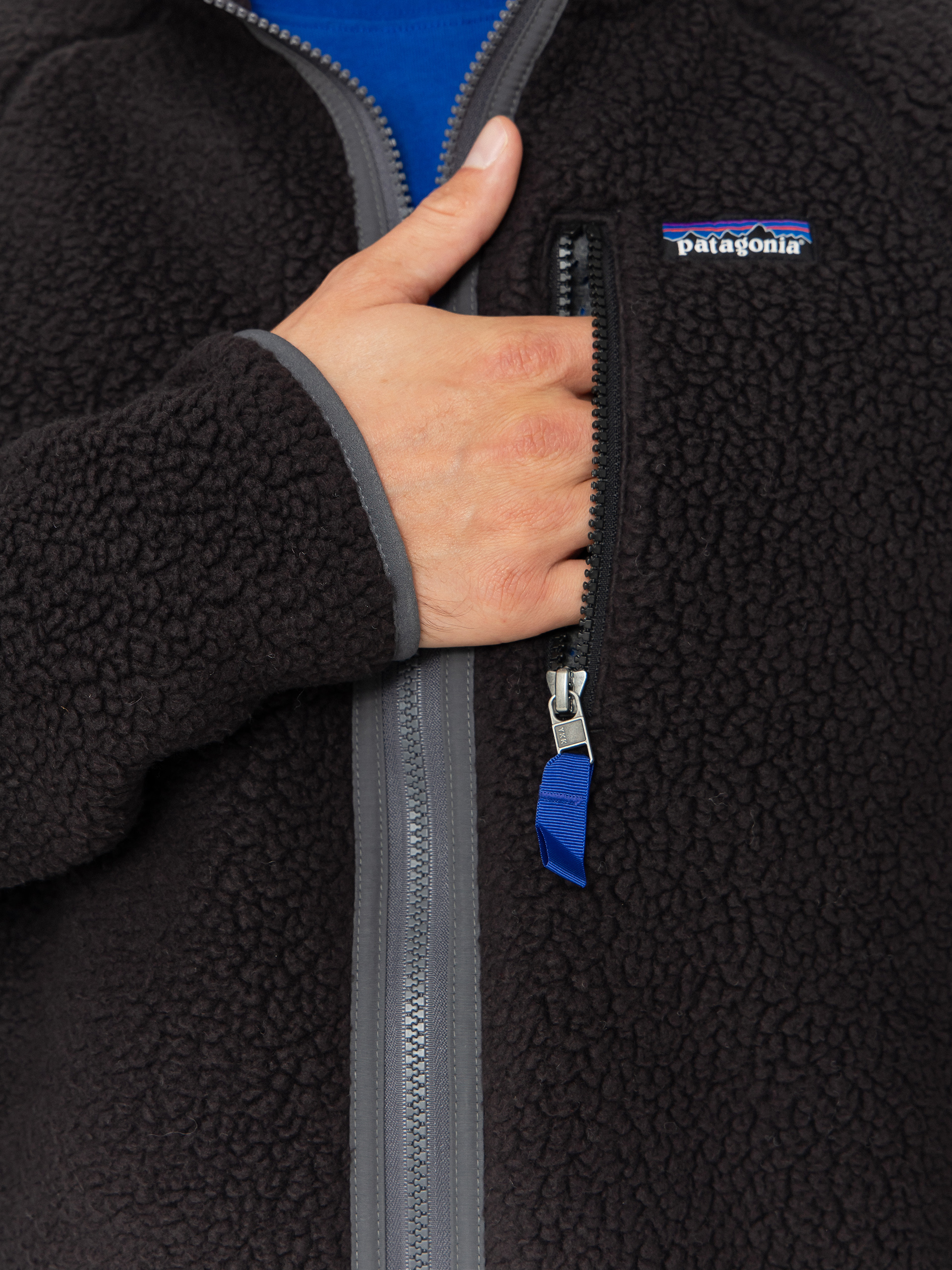 Geacă Patagonia Retro Pile (black w/forge grey)