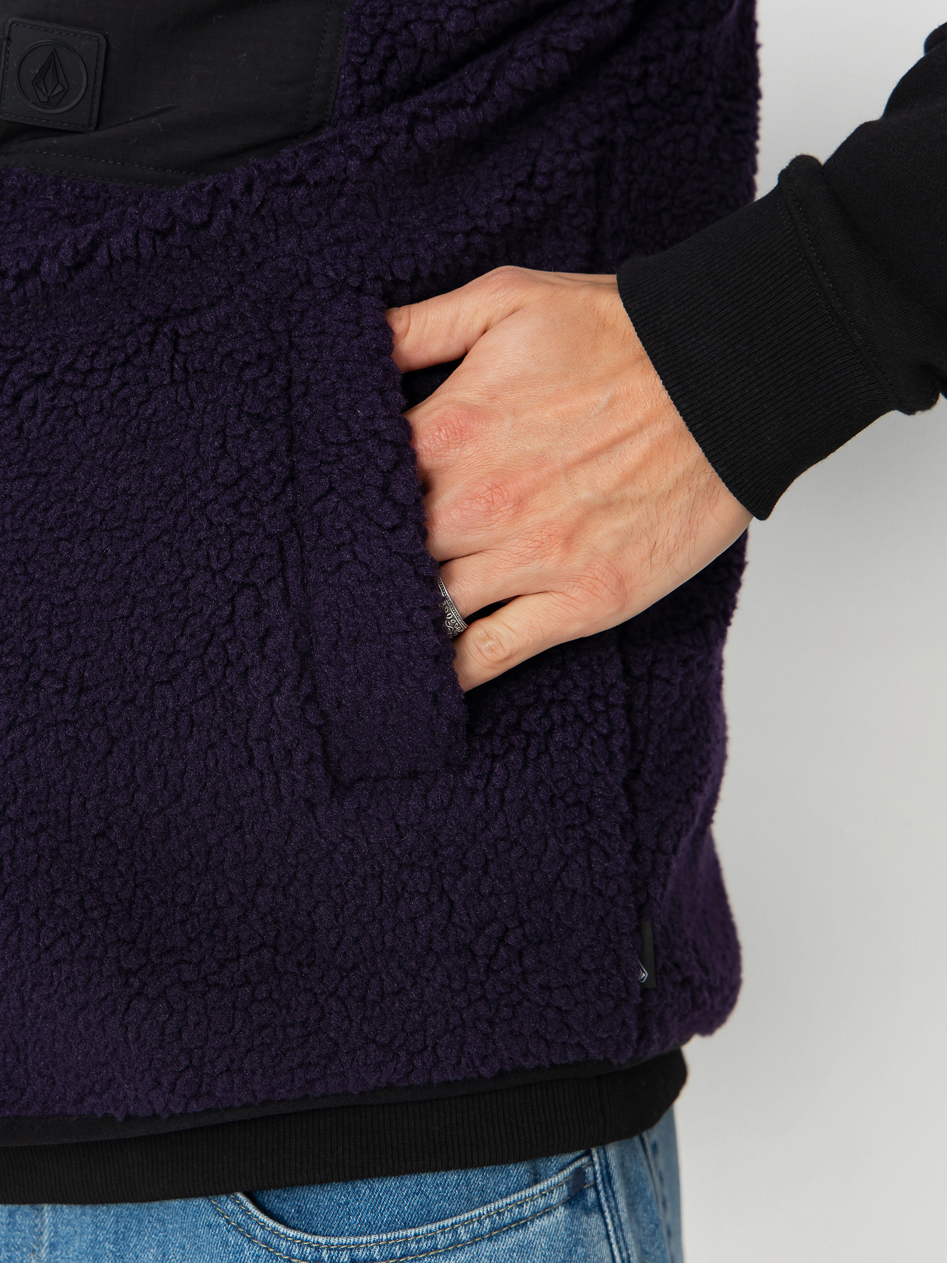 Vestă Volcom Muzzer Fuzzar (dark purple)