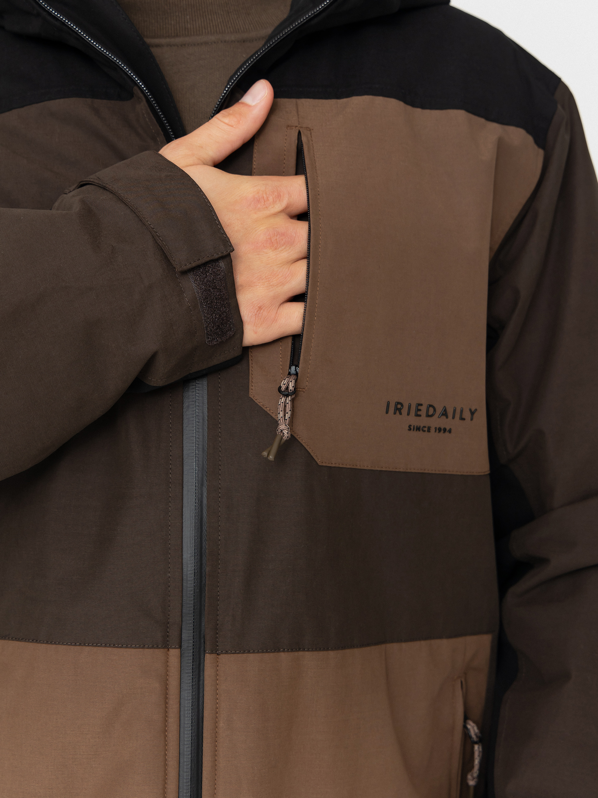 Geacă Iriedaily Nilas Anorak (dark coffee)