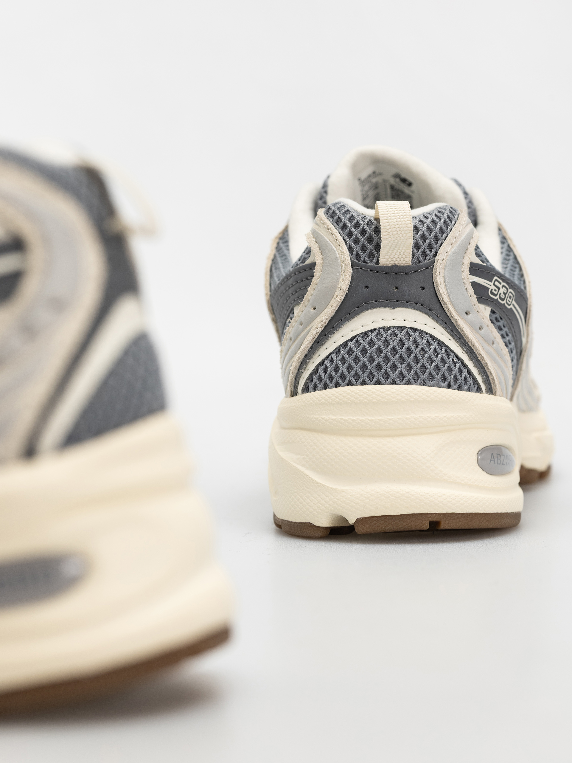 Pantofi New Balance 530 (raincloud)