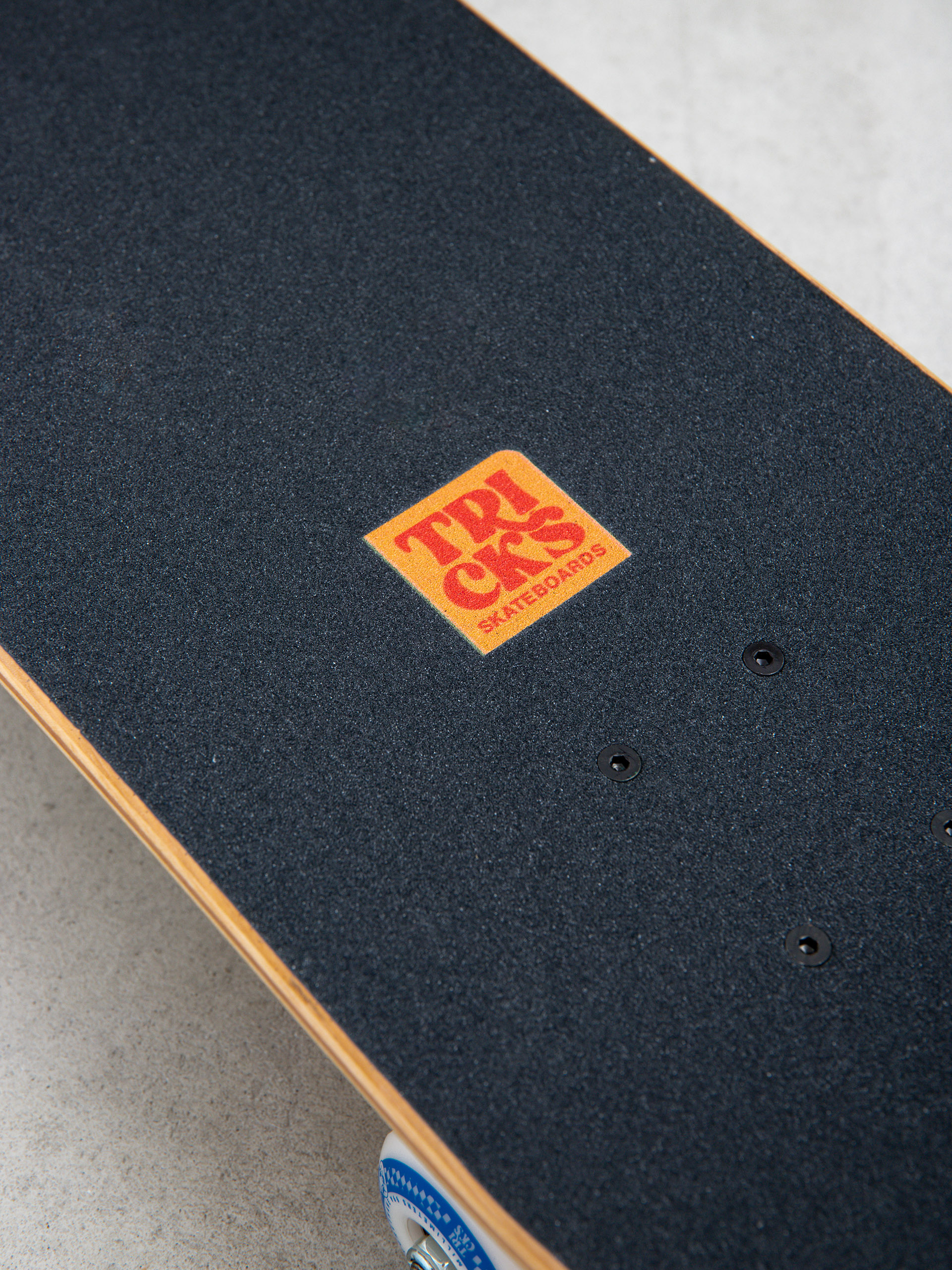 Skateboard Tricks Vintage Midi