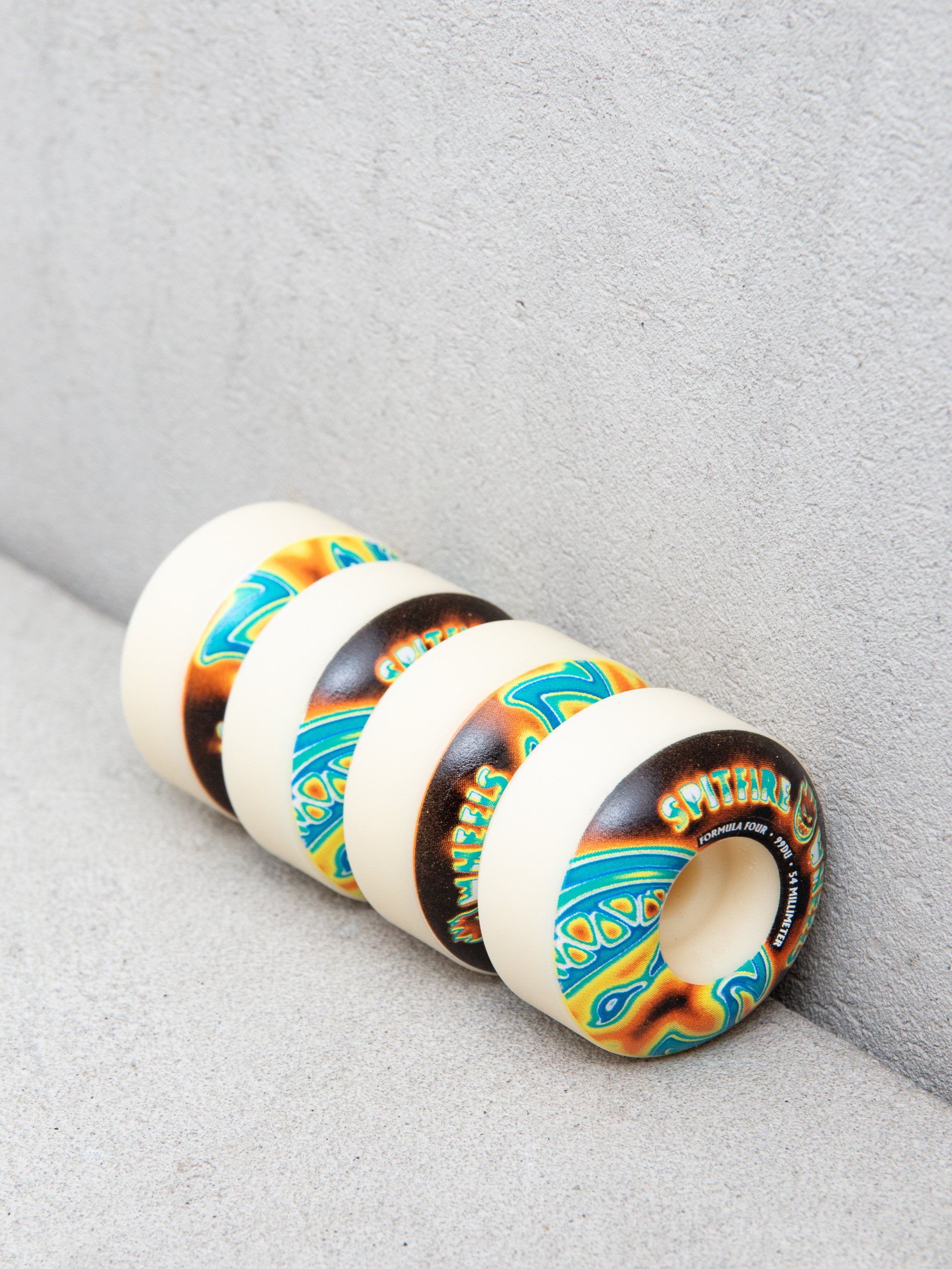 Role Spitfire F4 99D Radioactive Bighead (natural)