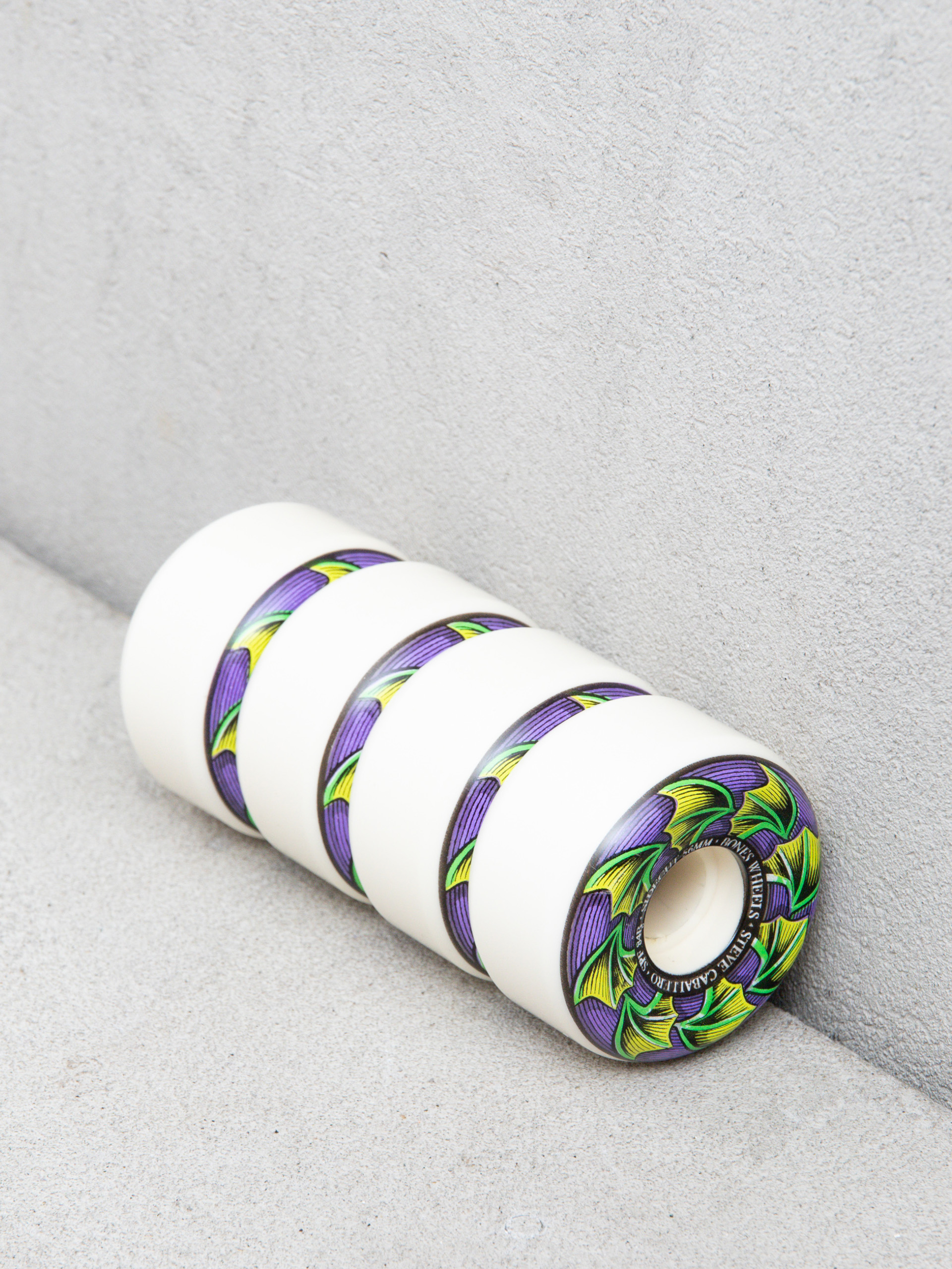 Role Bones SPF 84B Caballero Bat Wings Sidecut