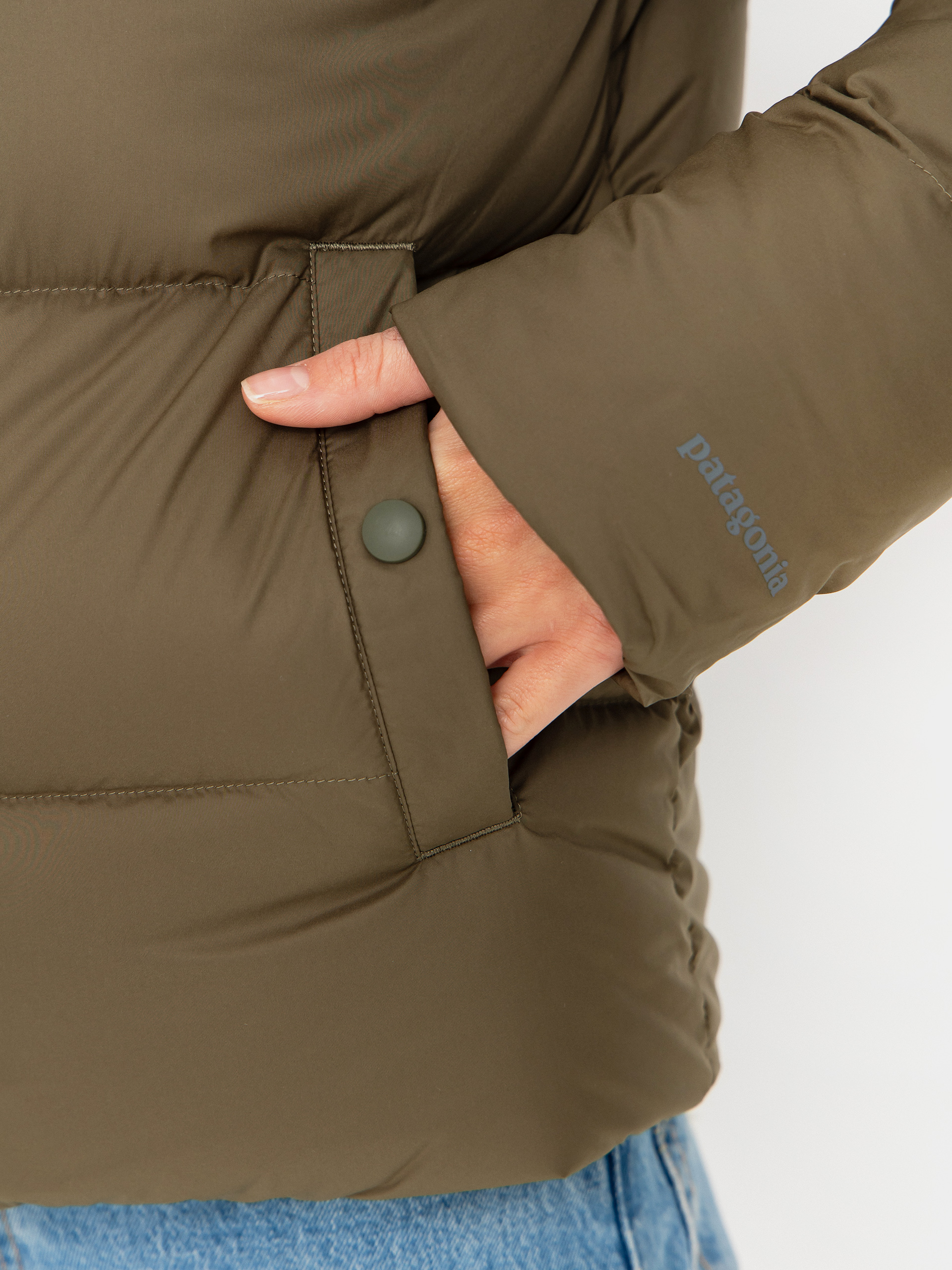 Geacă Patagonia Silent Down Wmn (basin green)