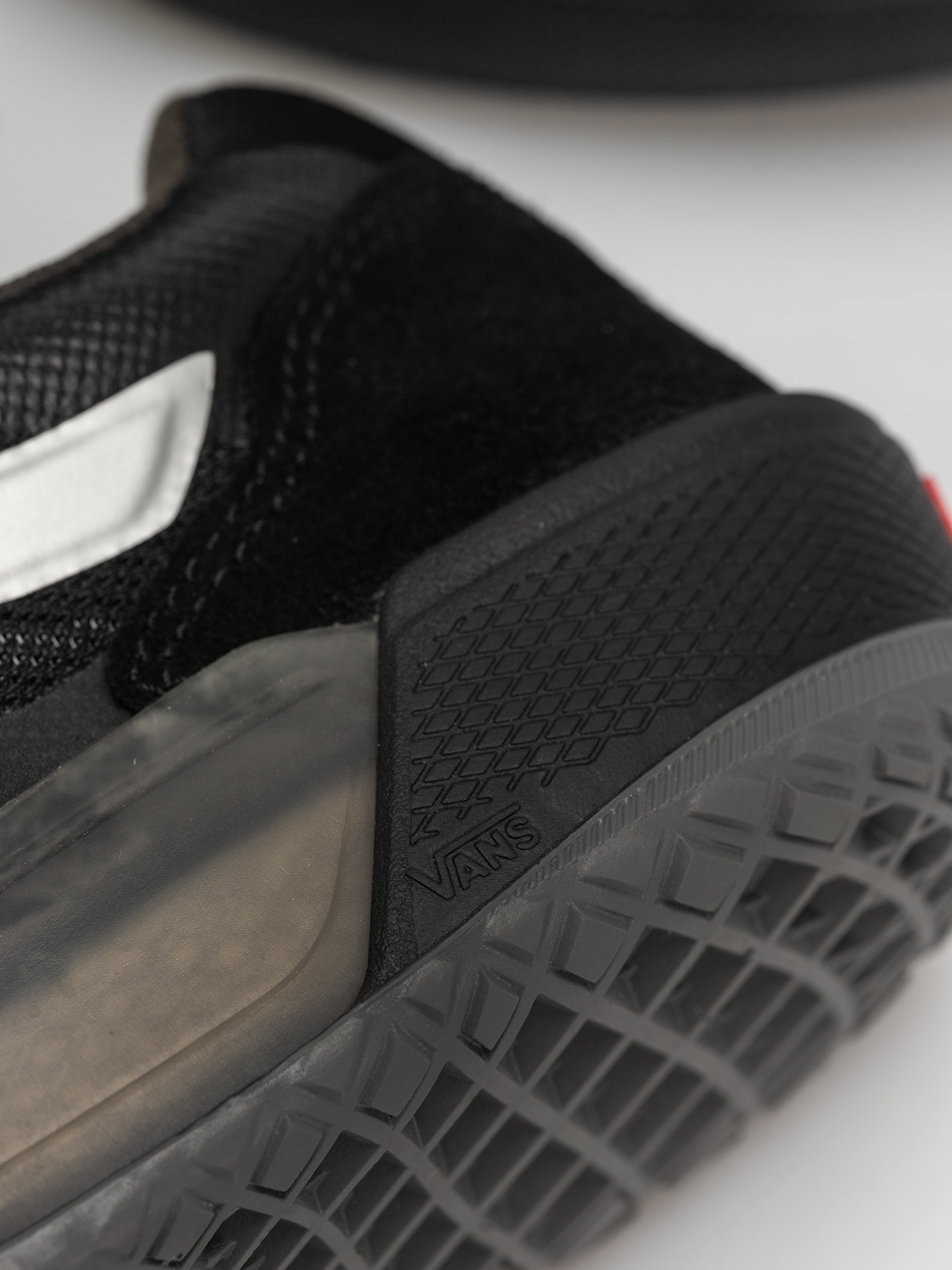 Pantofi Vans Skate Ave 2.0 (black/metallic)