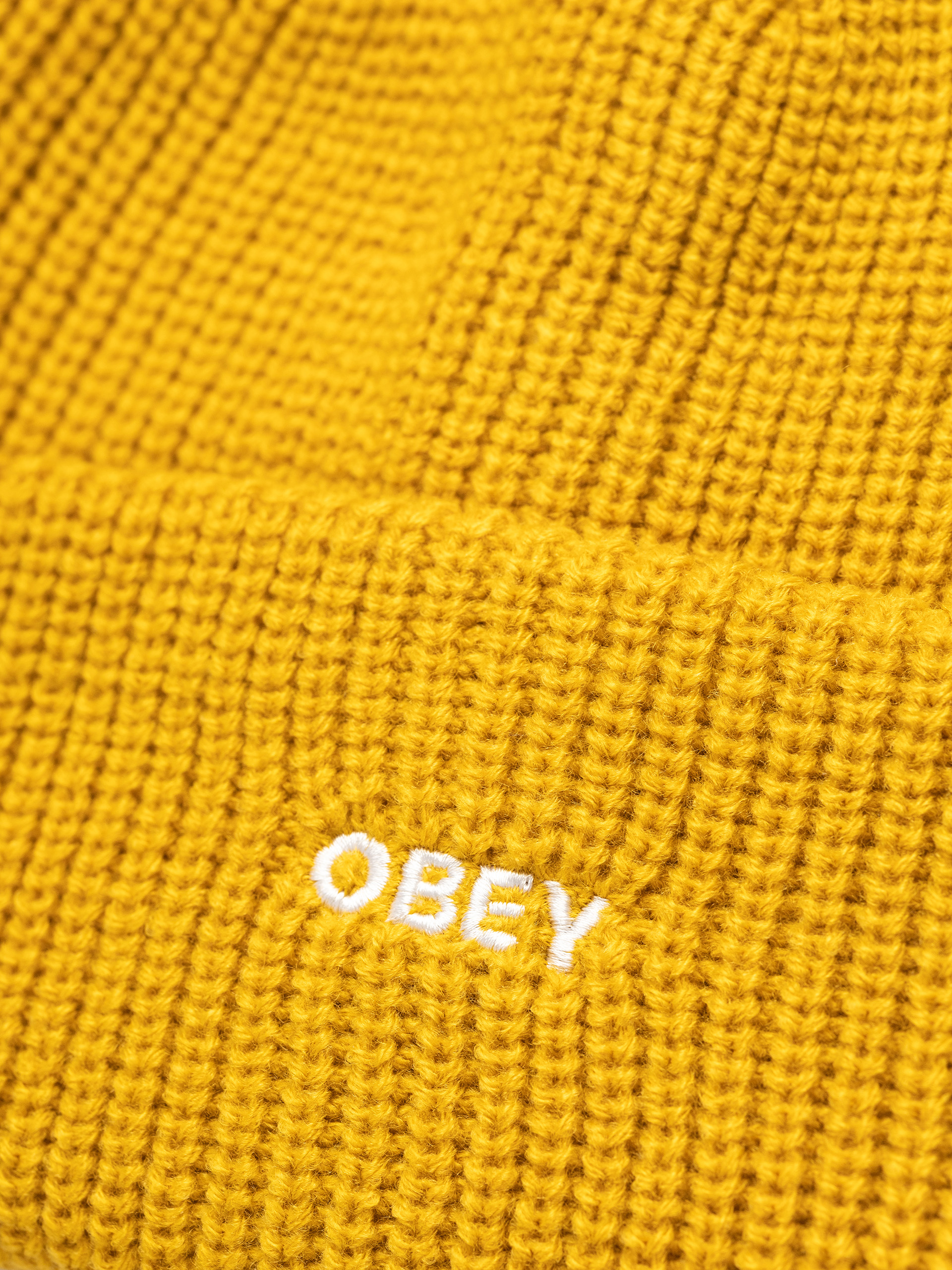 Căciulă OBEY Future (gold flake)
