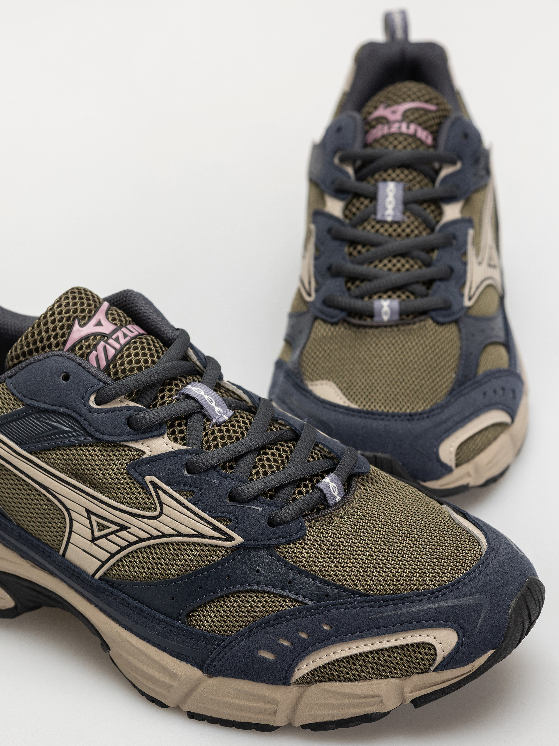 Pantofi Mizuno MXR (grape leaf/vintage khaki/salute)