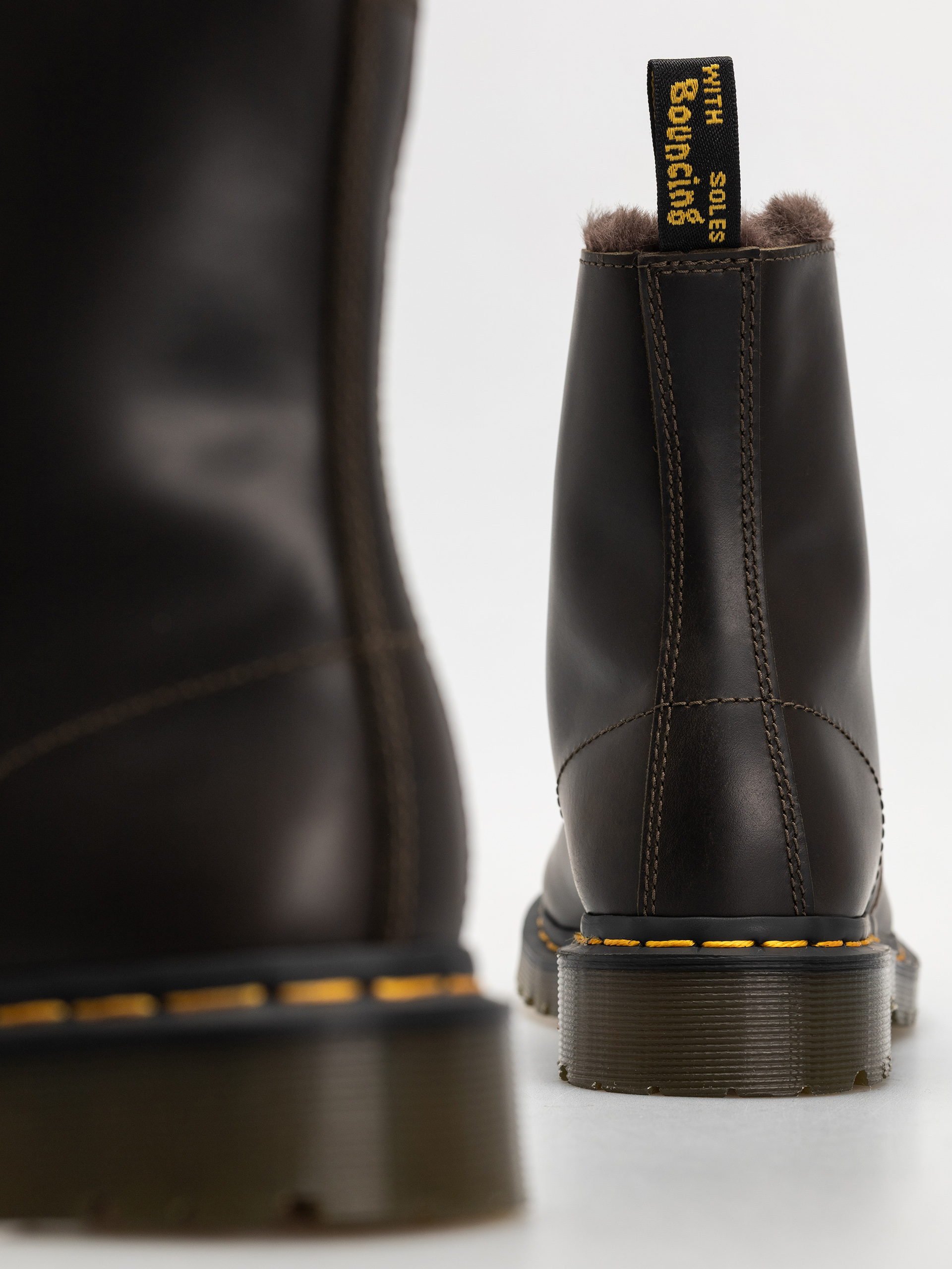 Pantofi Dr. Martens 1460 Serena Wmn (dark taupe taupe orleans)