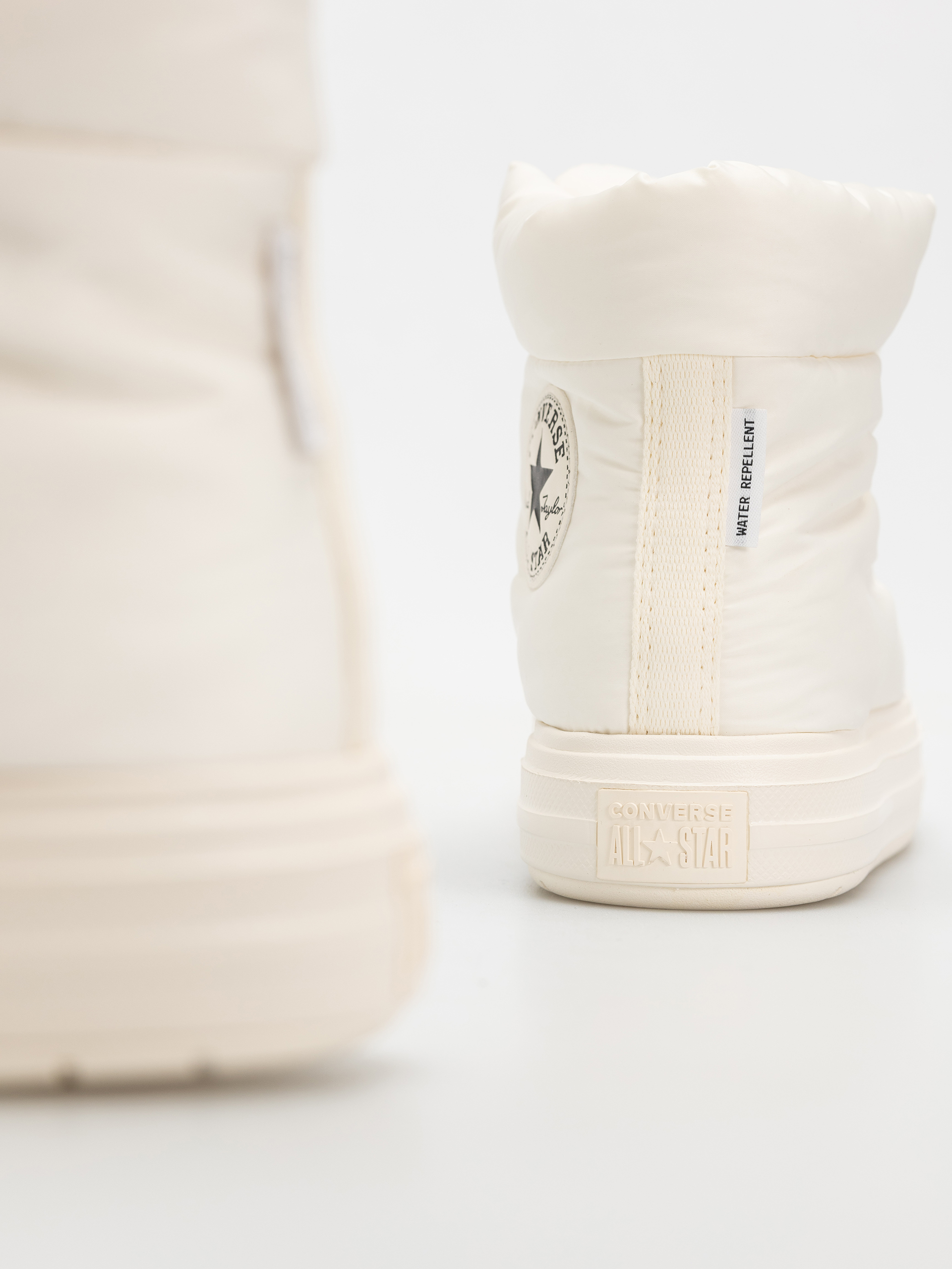 Pantofi Converse Chuck Taylor All Star Elements Boot Mid (egret/egret/black)