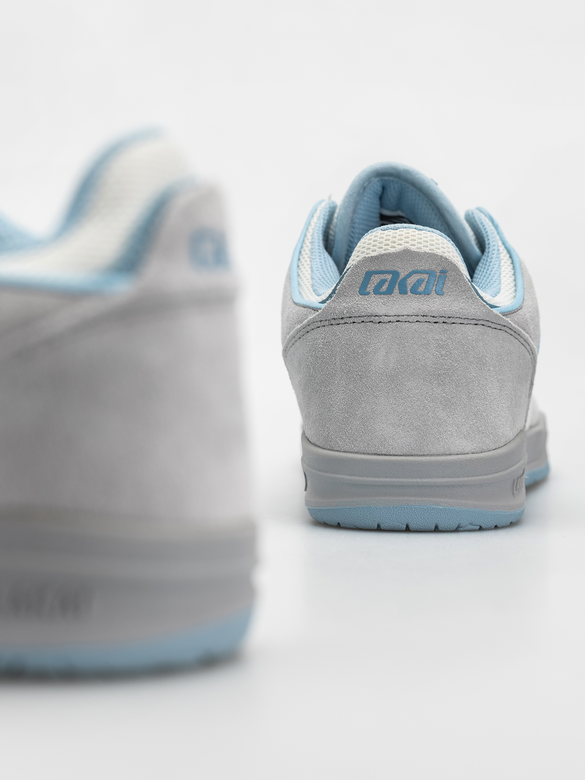 Pantofi Lakai Telford Low (grey suede desaturated blue)