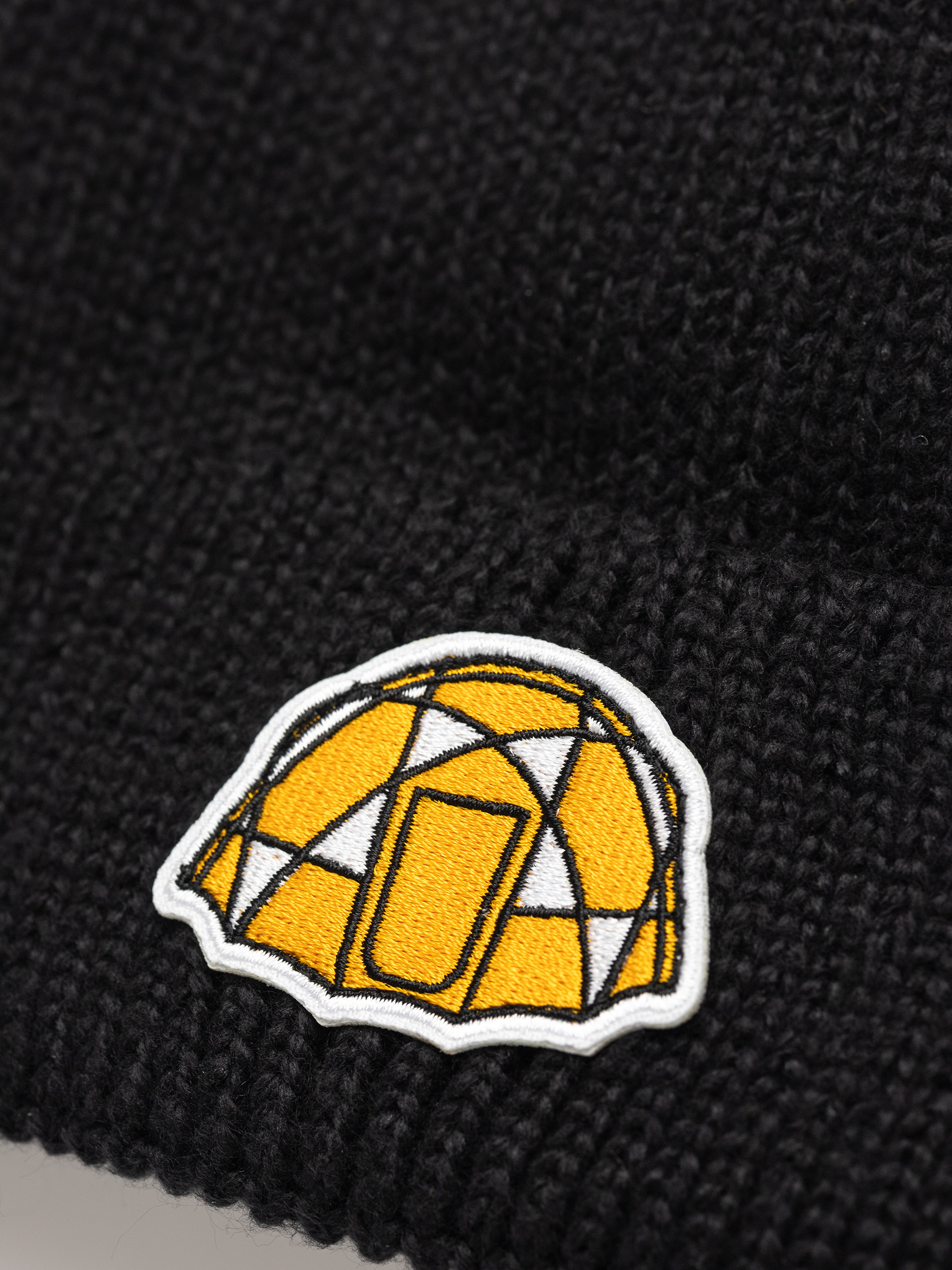 Căciulă The North Face Tnf Logo Box Cuffed (tnf black/icon patch)