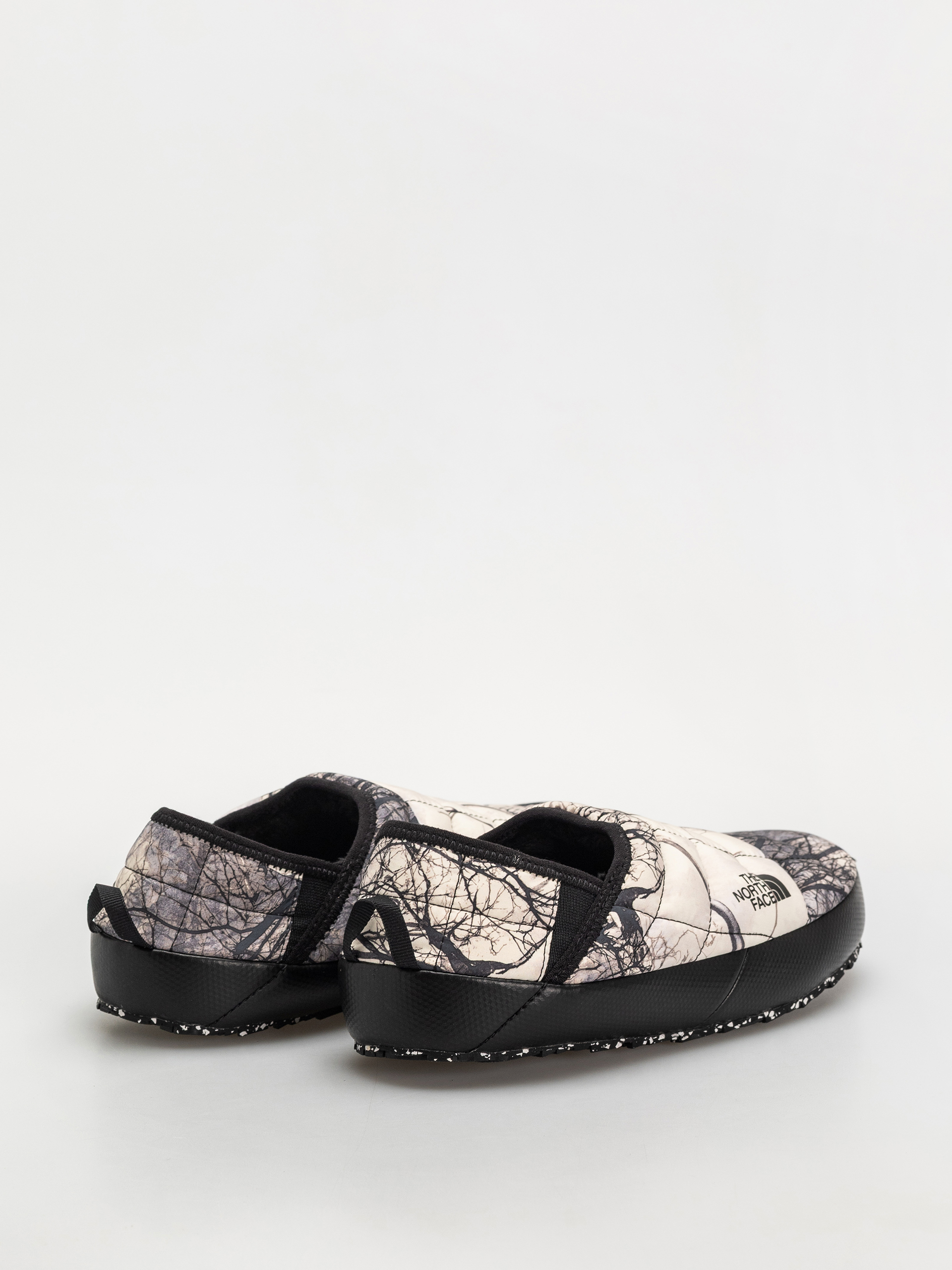 Pantofi The North Face Thermoball Traction Mule V (image lift camo white d)