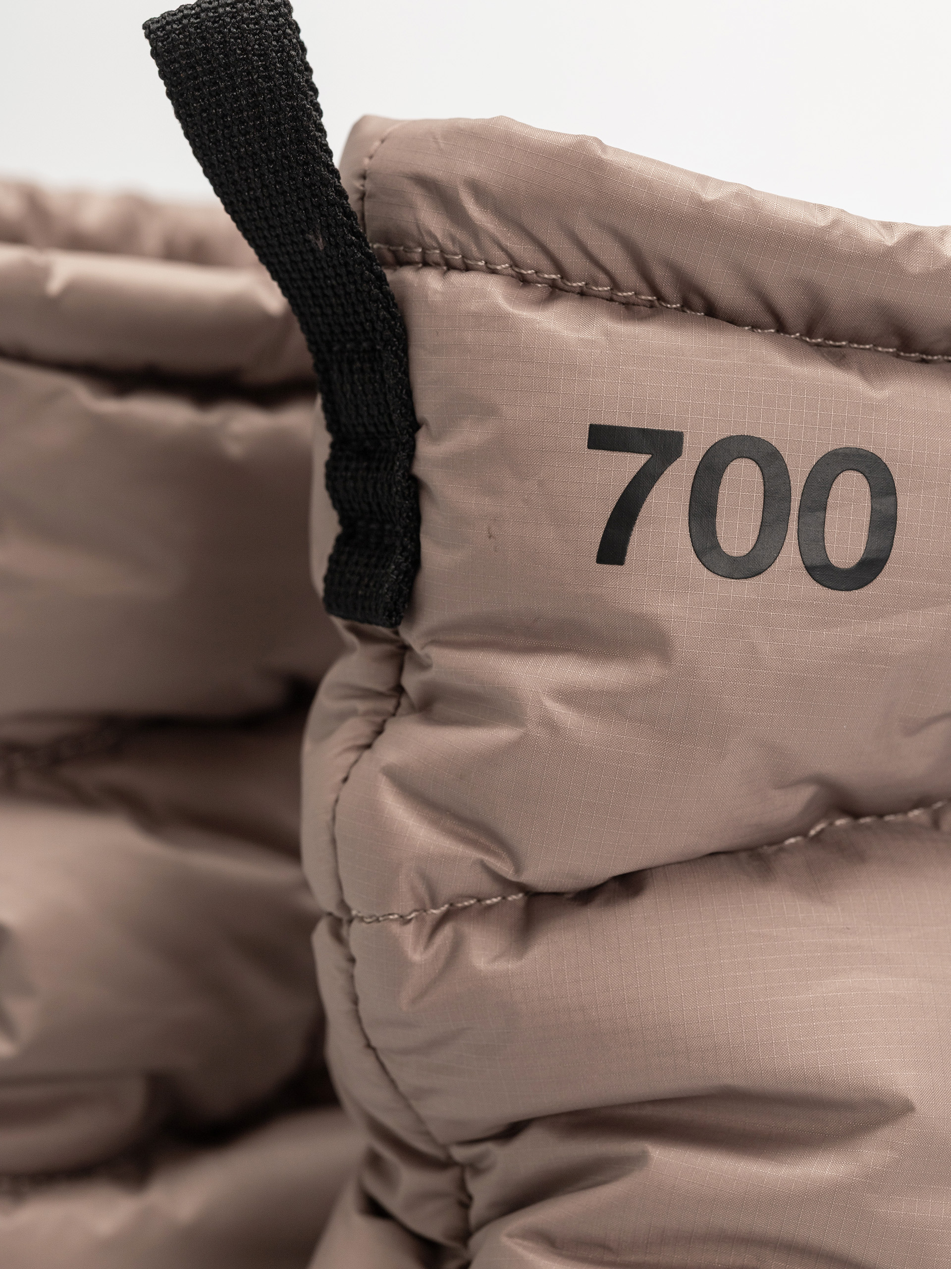 Pantofi The North Face Nuptse Traction Bootie (mushroom grey/tnf black)