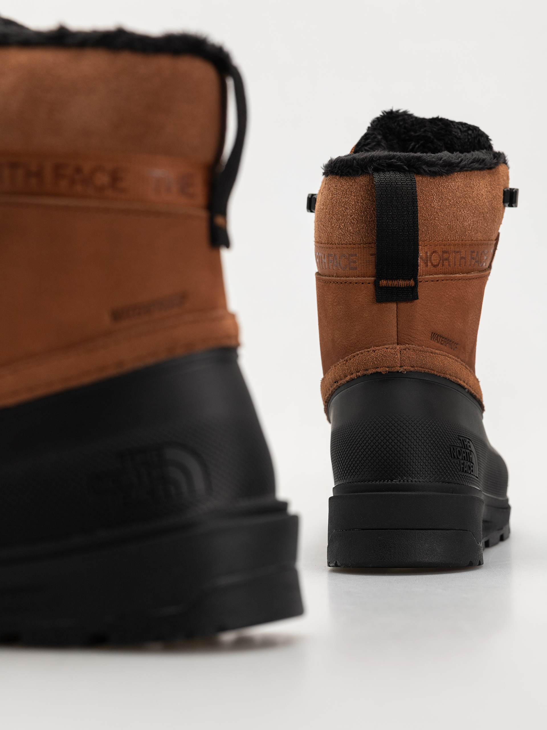 Pantofi The North Face Shellista V Shorty Wp (burnt umber/tnf black)