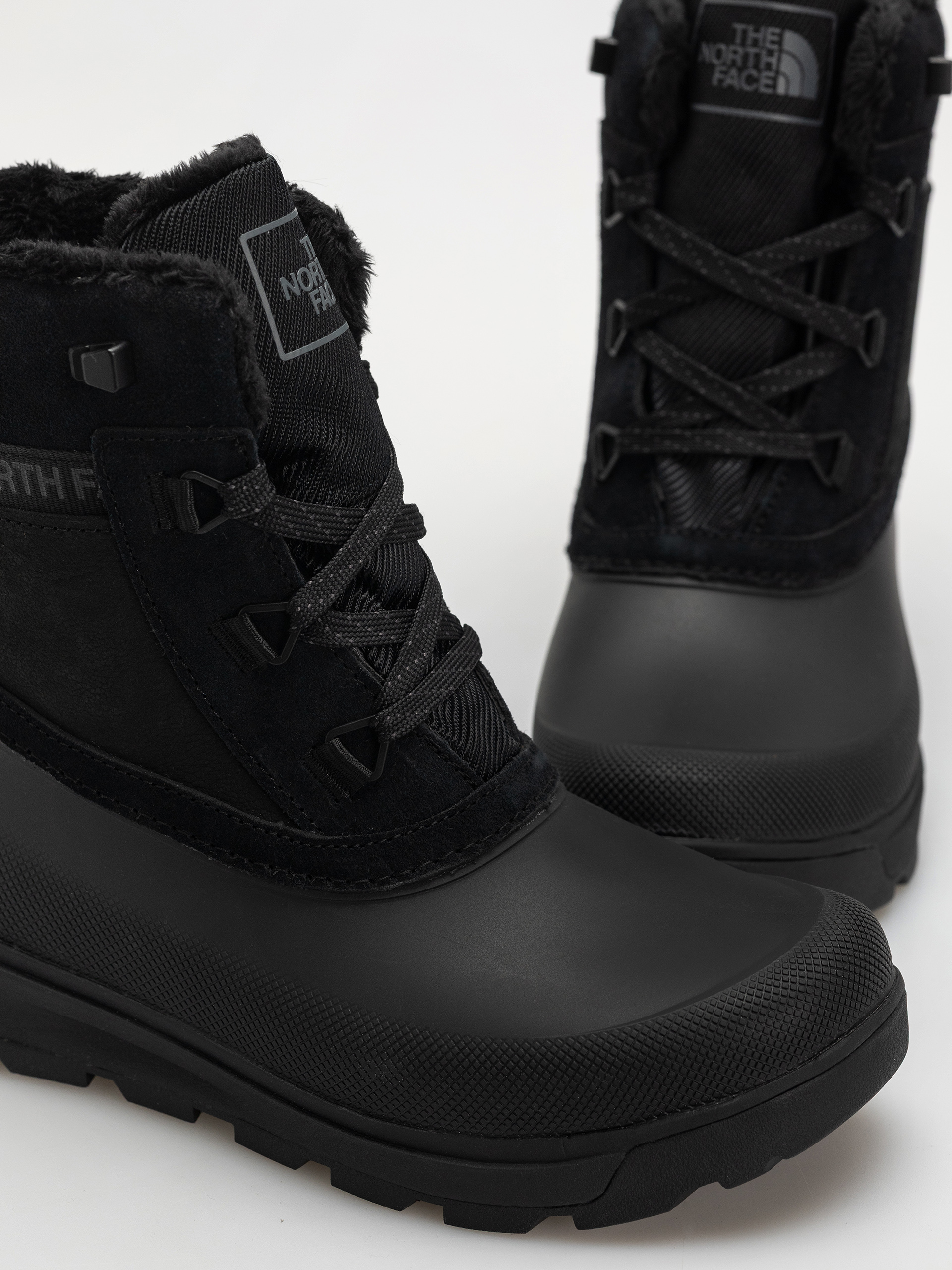 Pantofi The North Face Shellista V Shorty Wp (tnf black/tnf black)