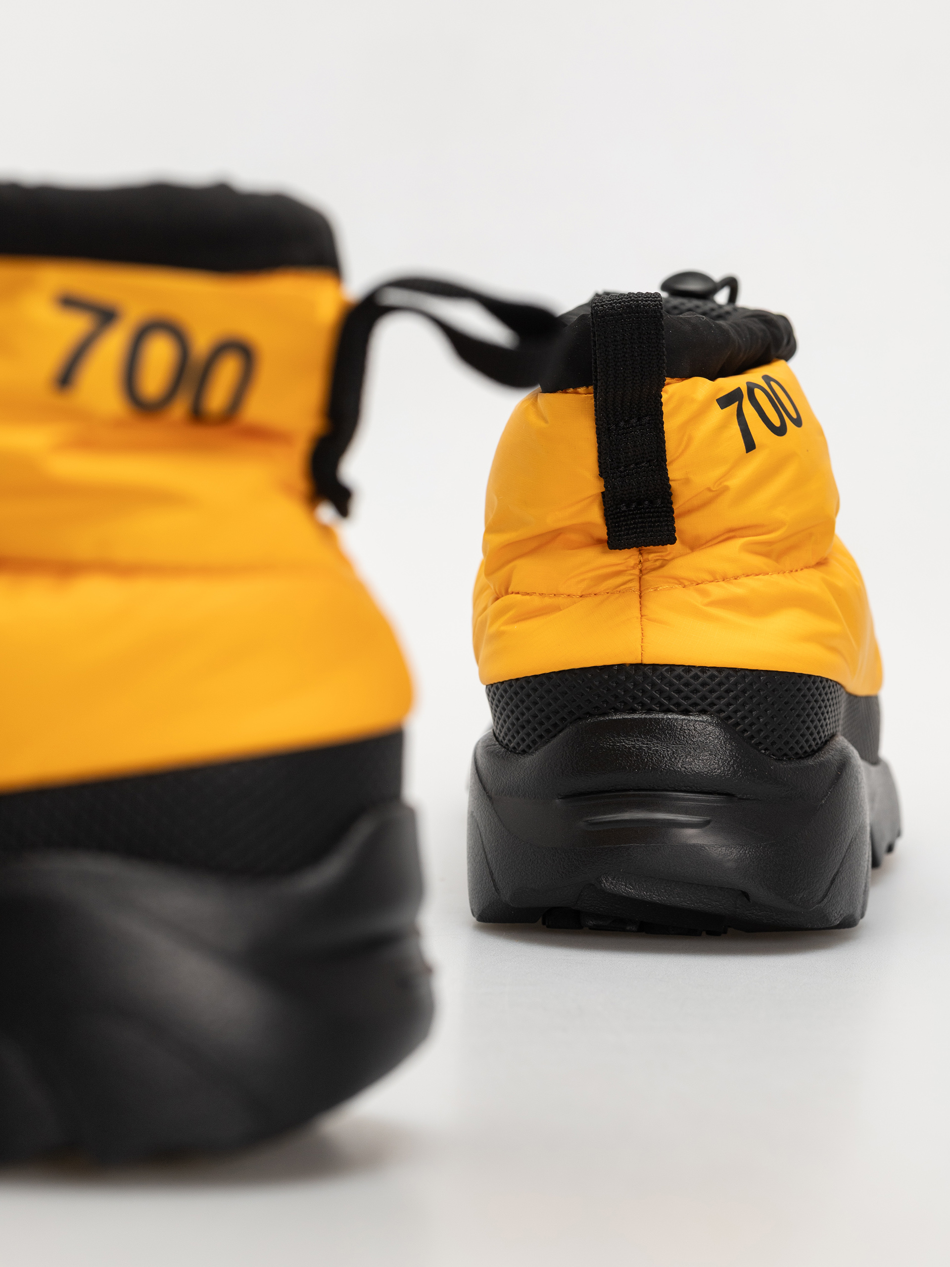 Pantofi The North Face Nuptse Traction Chukka (summit gold/tnf black)