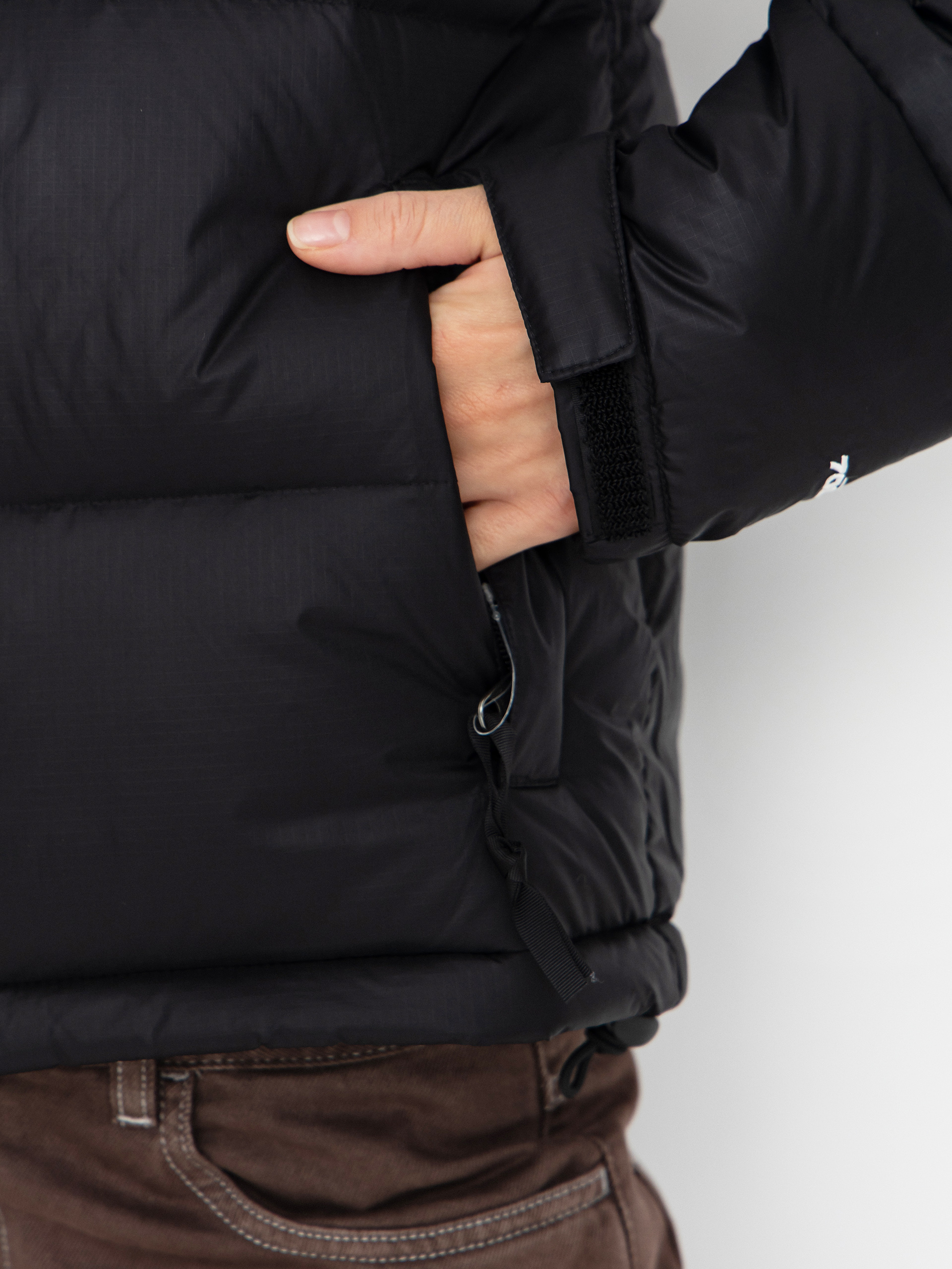 Geacă The North Face 1996 Retro Nuptse Wmn (tnf black/r)