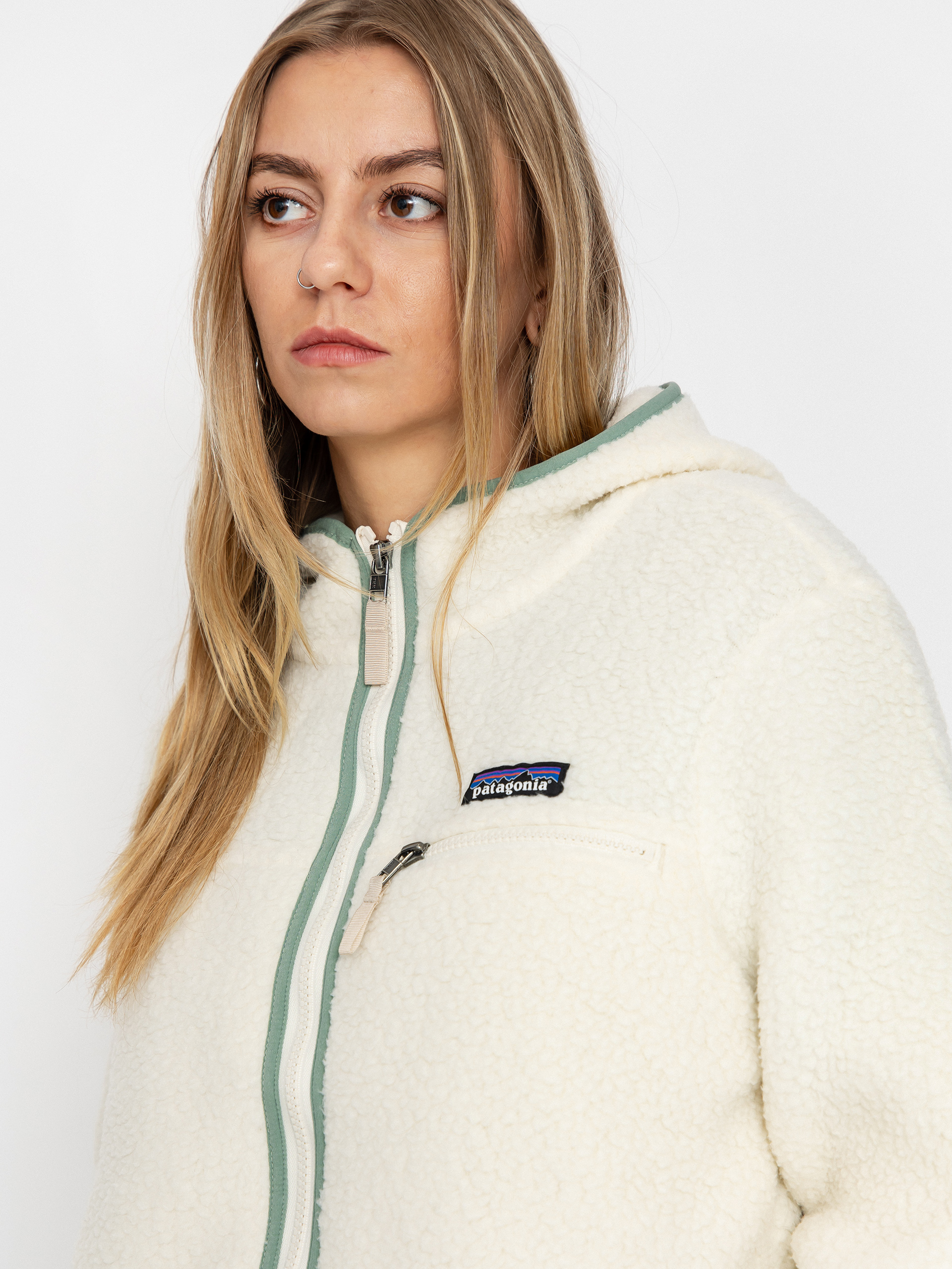 Pentru femei Hanorac din fleece Patagonia Retro Pile HD (natural w/ellwood green)