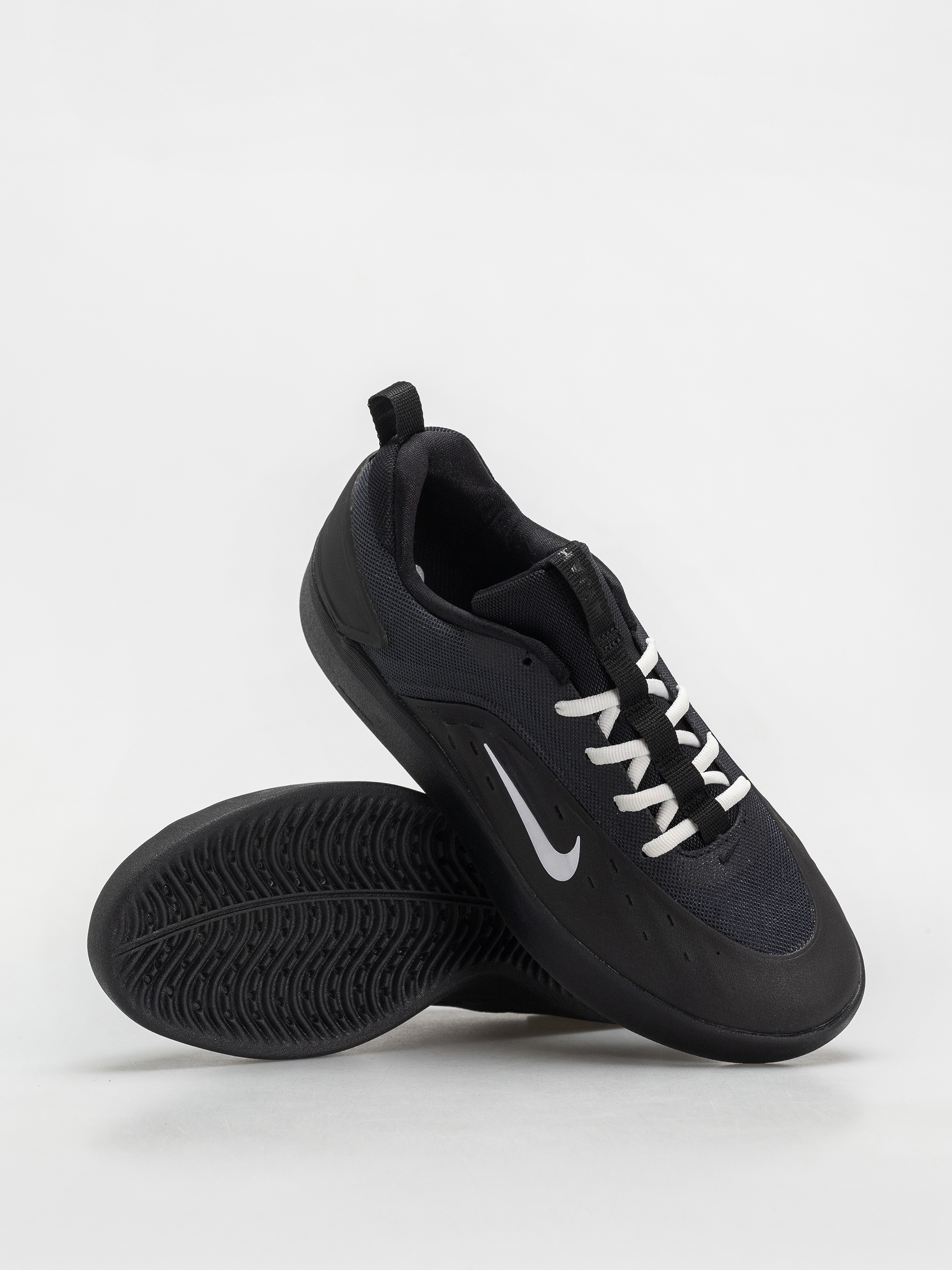 Pantofi Nike SB Zoom Nyjah 4 (black/white black white)