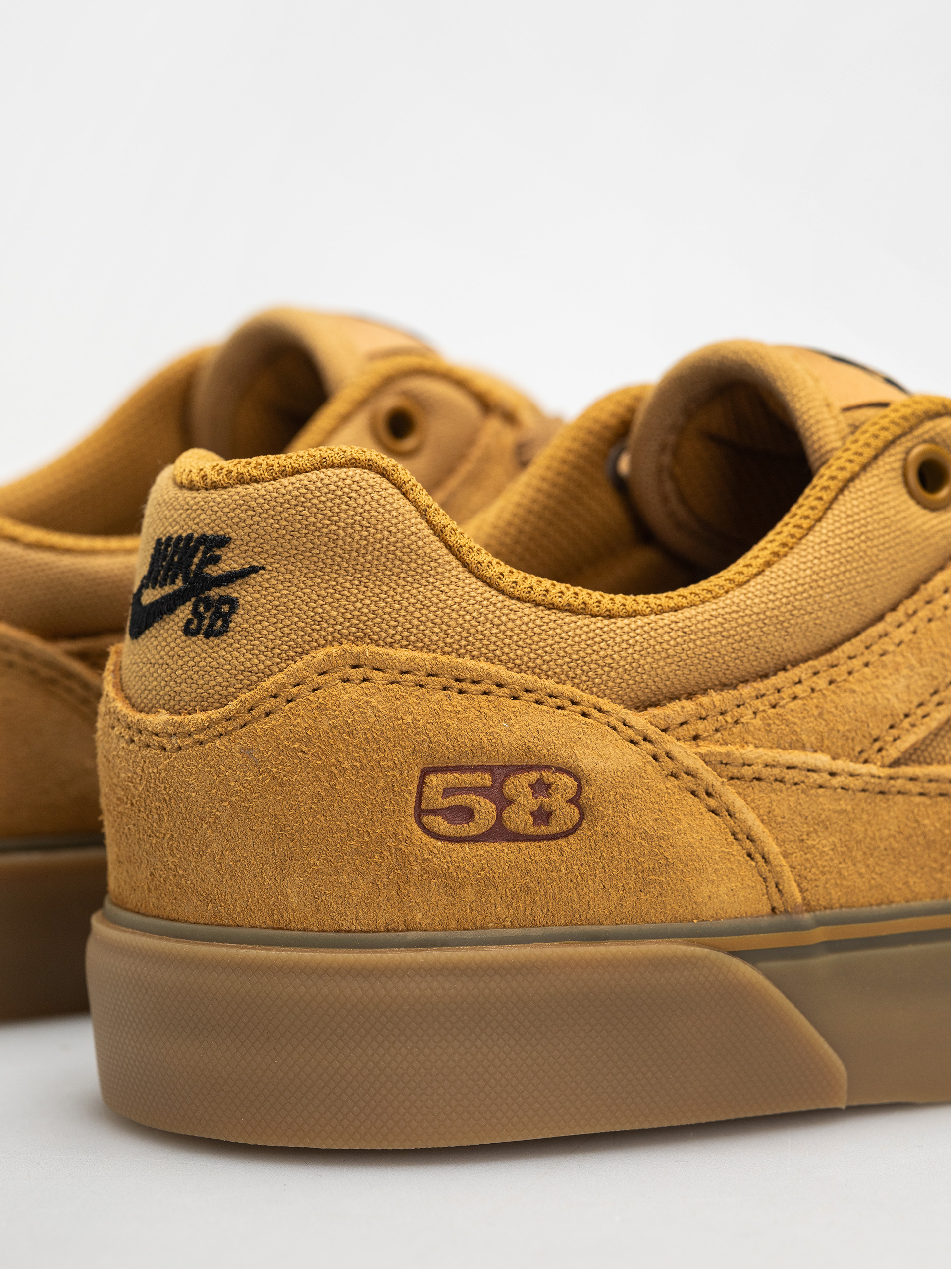 Pantofi Nike SB Malor TE (wheat/black wheat gum light brown)