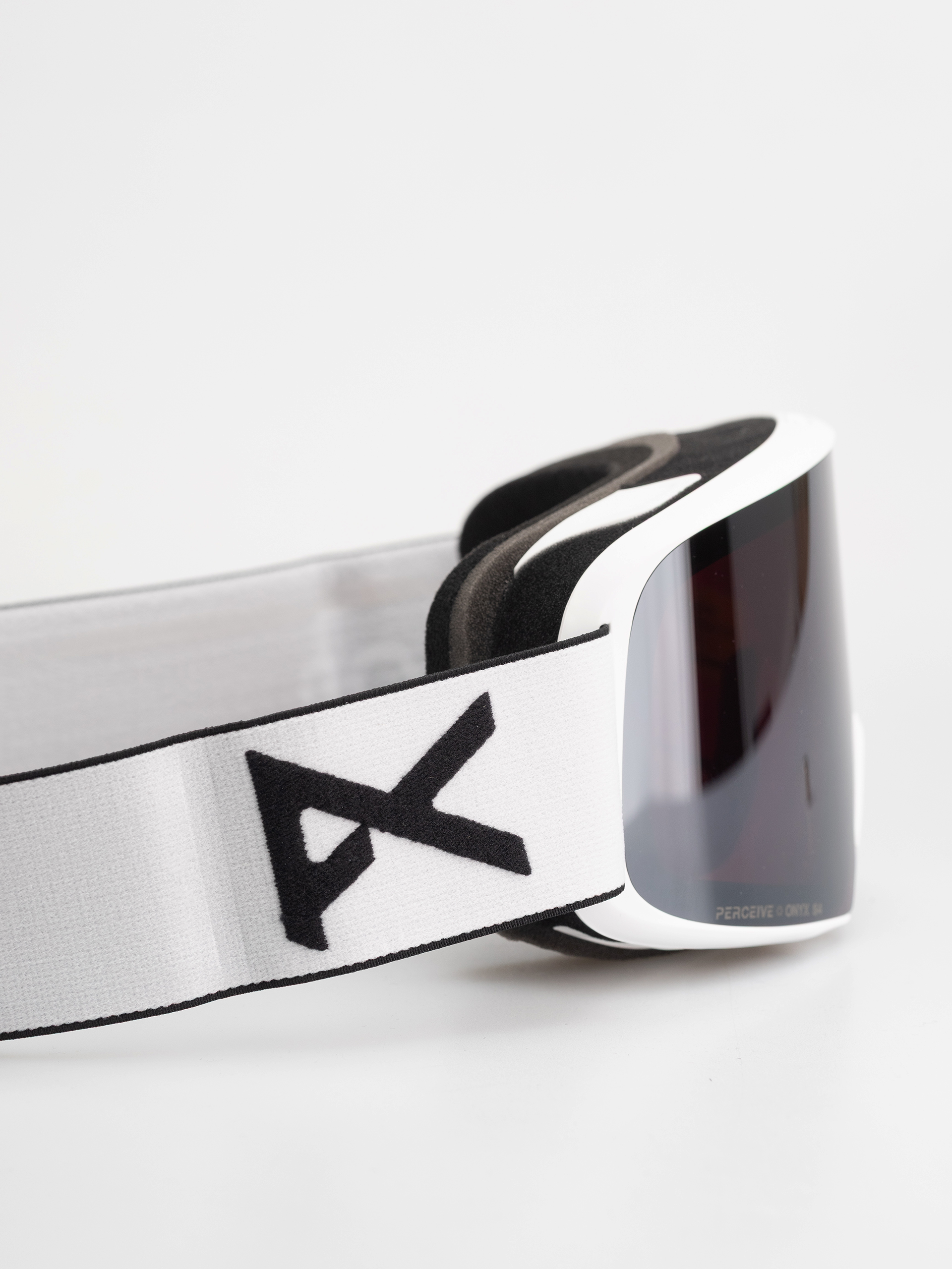 Ochelari pentru snowboard Anon M6 (white/perceive sunny onyx)