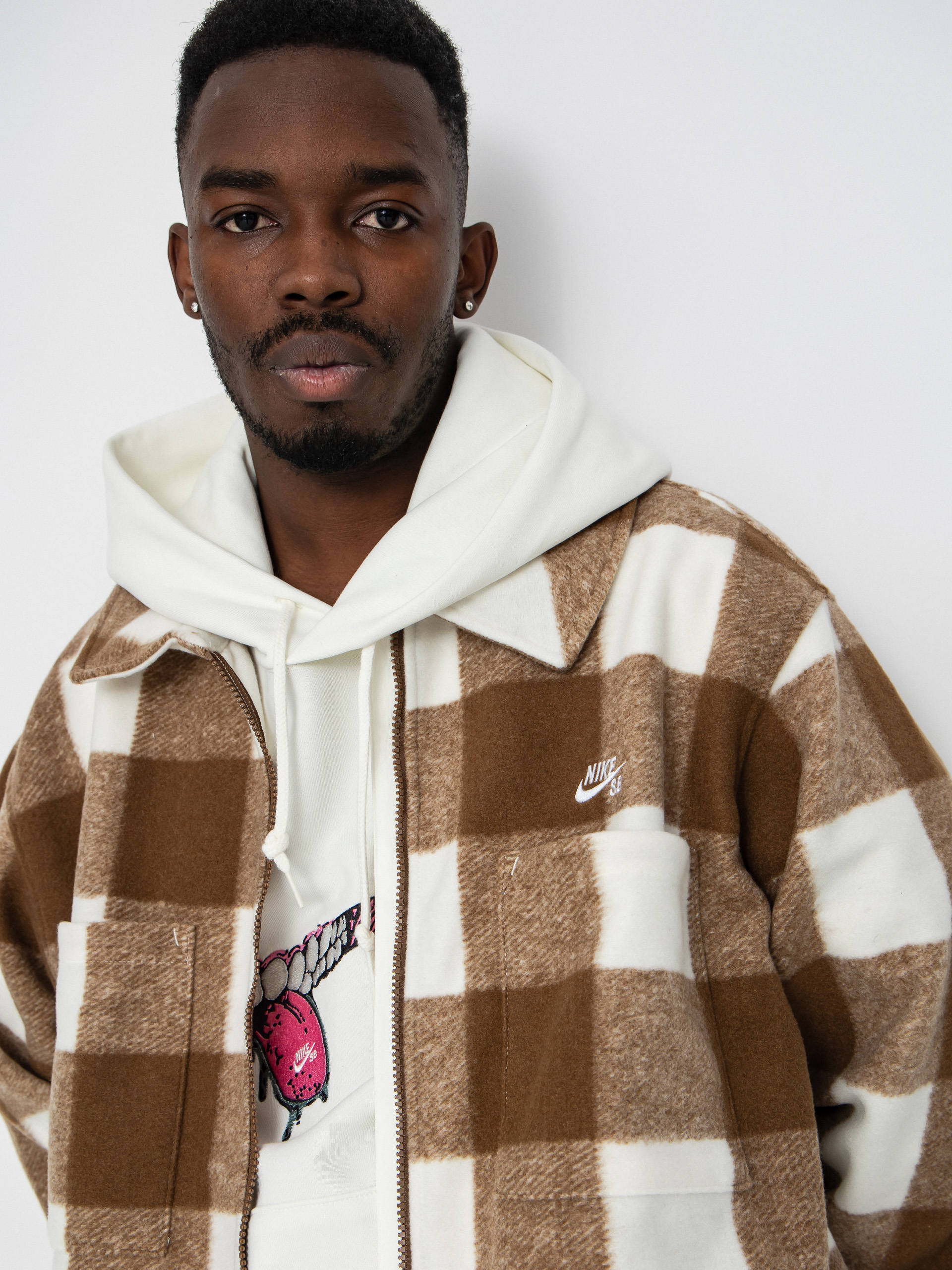 Cămașă Nike SB Essntl Strtdymrn (sail/mosswood brown/white)