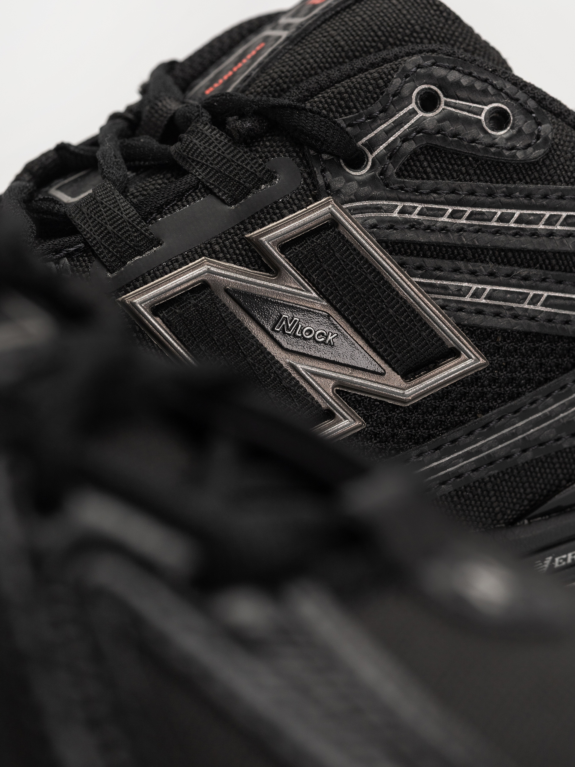 Pantofi New Balance 1906 - negru (black)