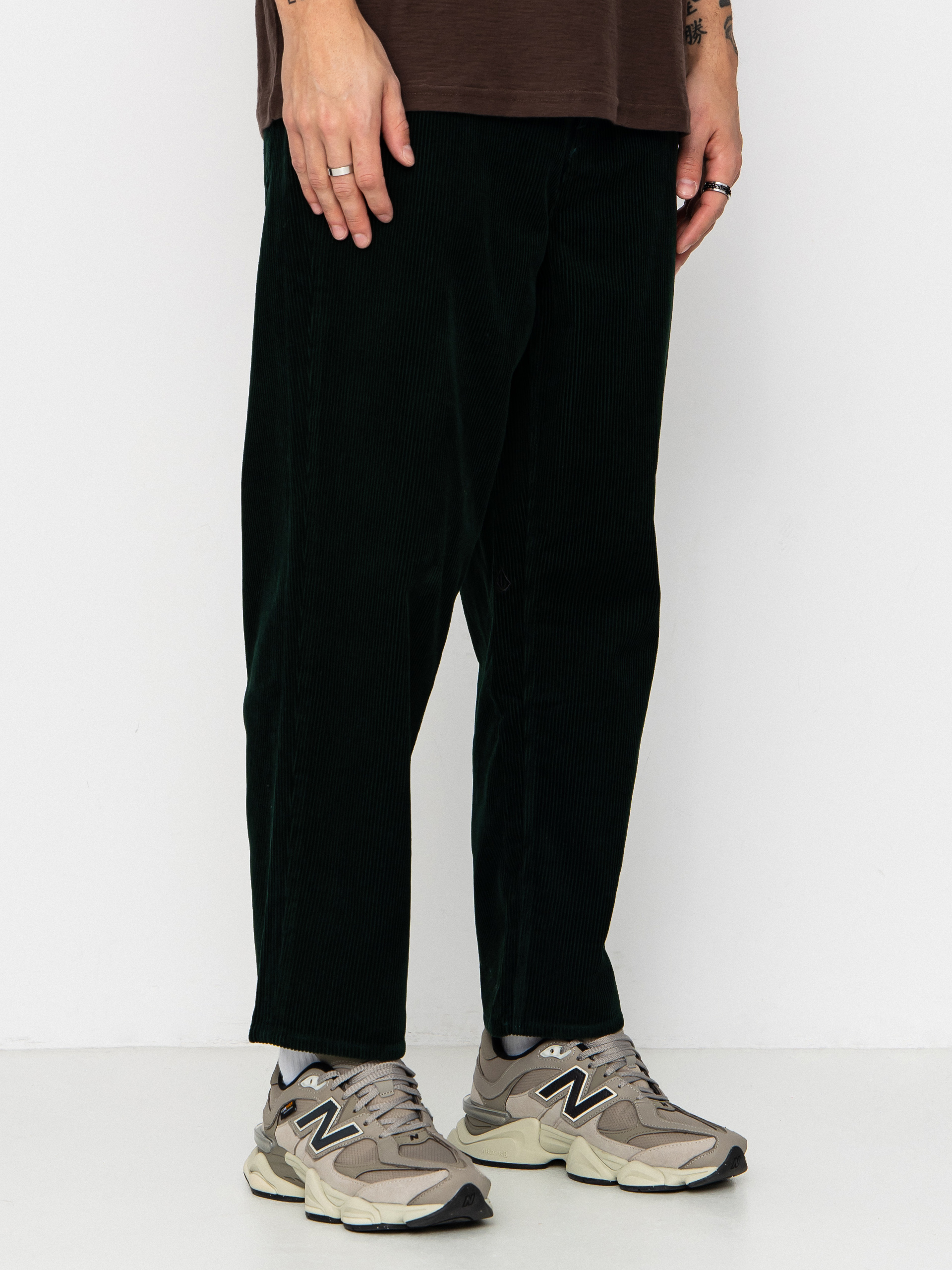 Pantaloni Volcom Billow Tapered Cord (scarab)