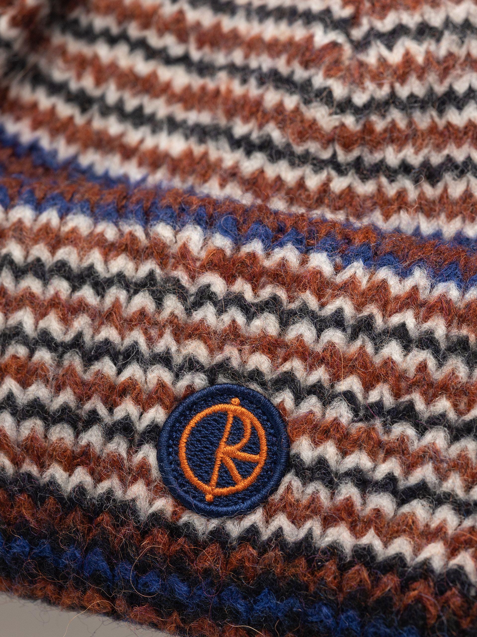 Căciulă Polar Skate George (blue/orange)