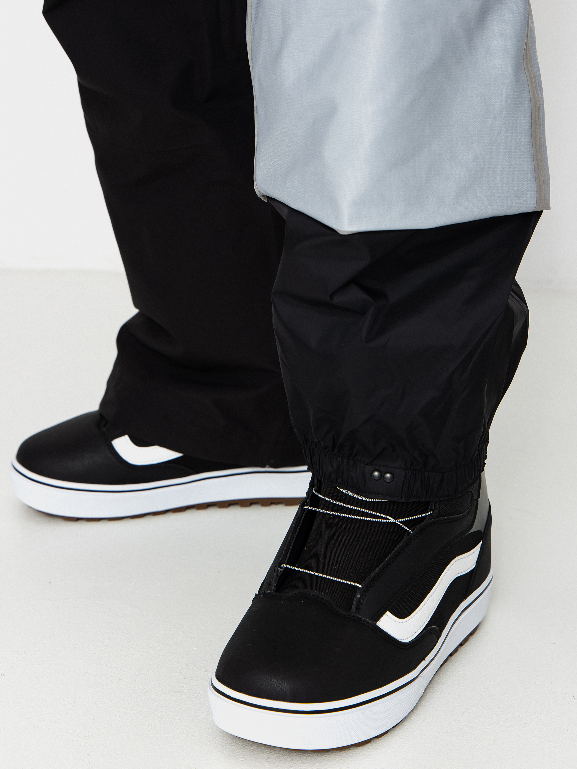 Pentru bărbați Pantaloni pentru snowboard Vans Deep Daze 3L Bib (black)