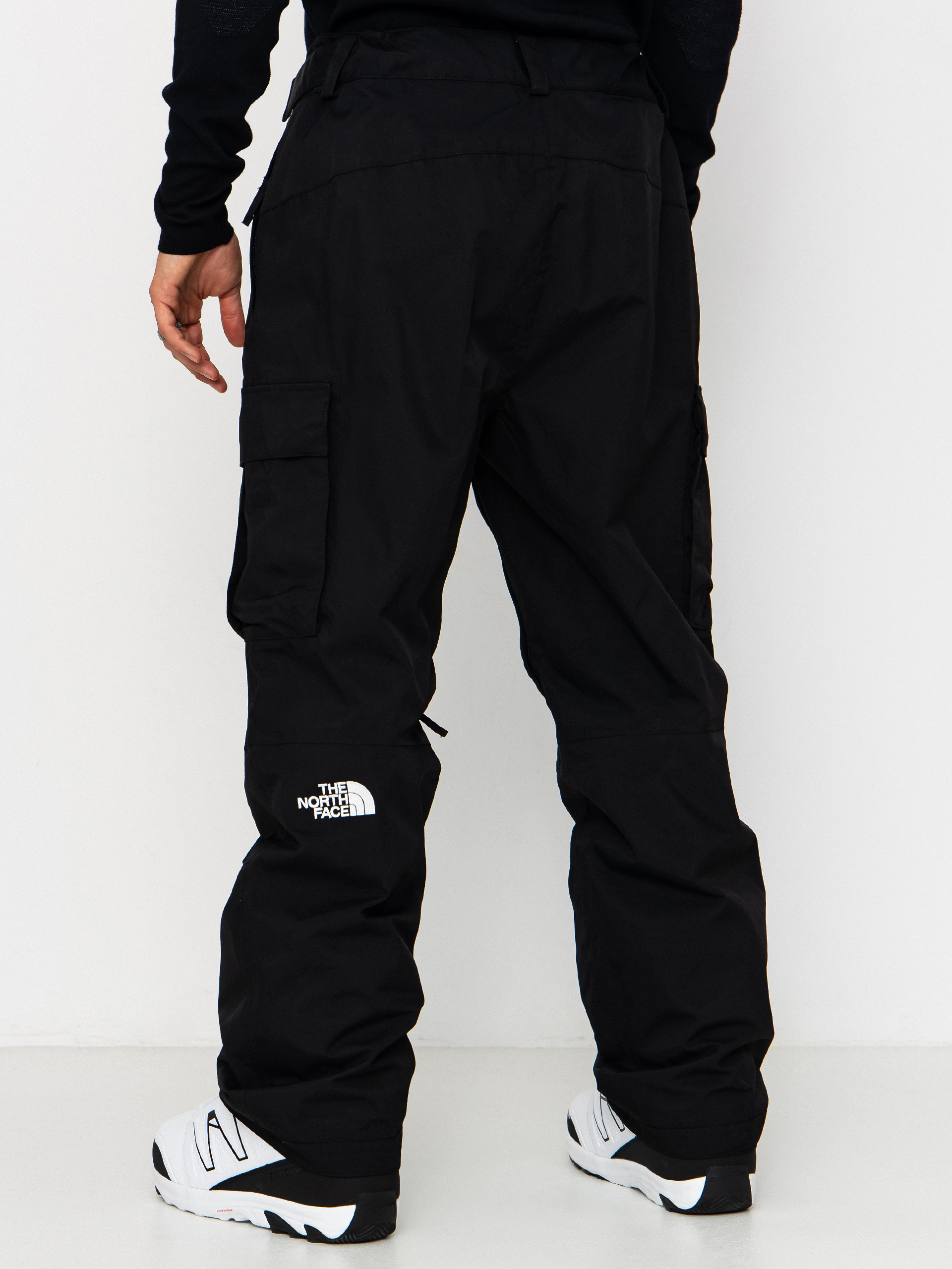 Pentru bărbați Pantaloni The North Face Blizzardery Cargo (tnf black)