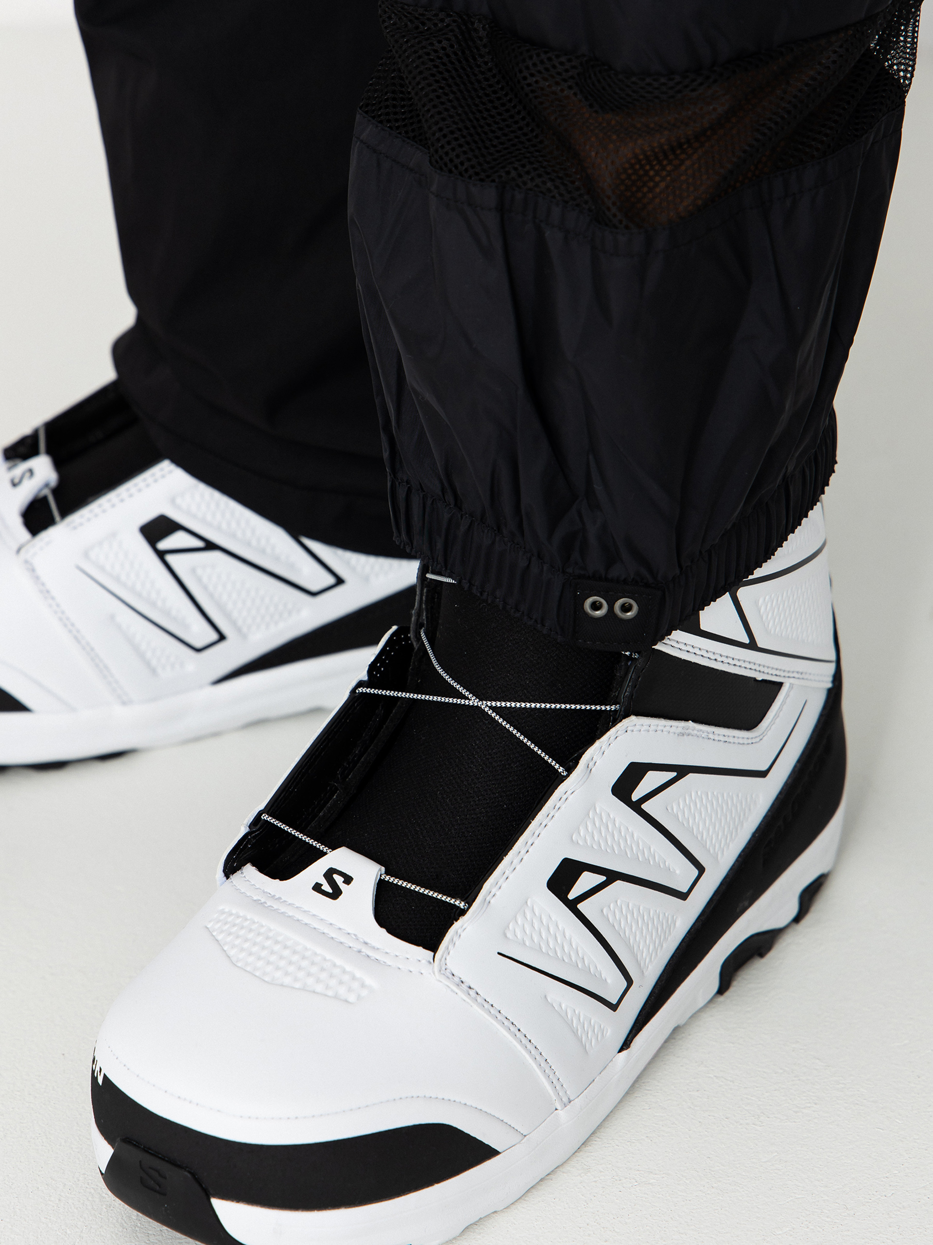 Pentru bărbați Pantaloni The North Face Blizzardery Cargo (tnf black)