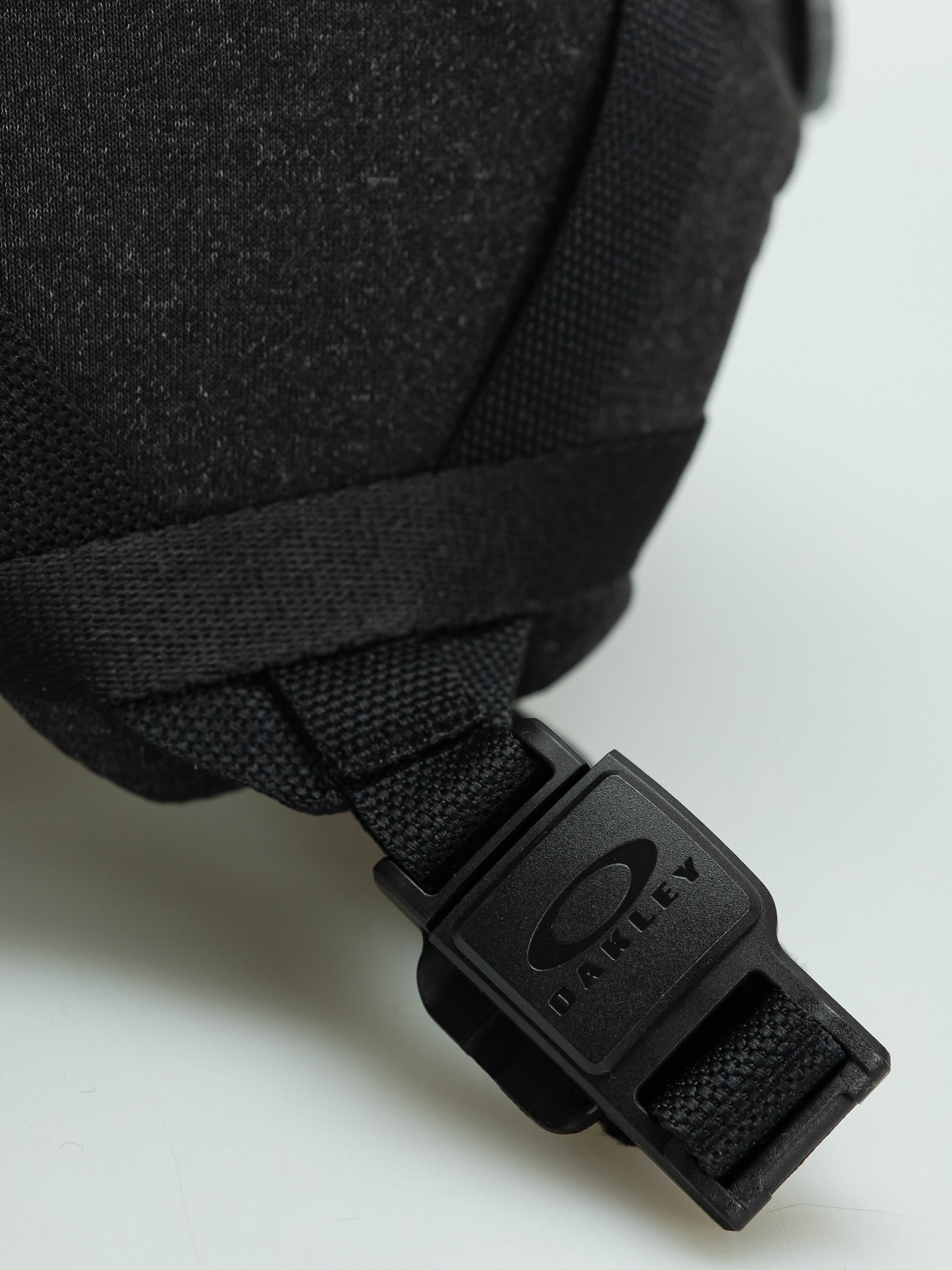 Cască Oakley Mod1 Mips I.C.E. (i.c.e black reflective)