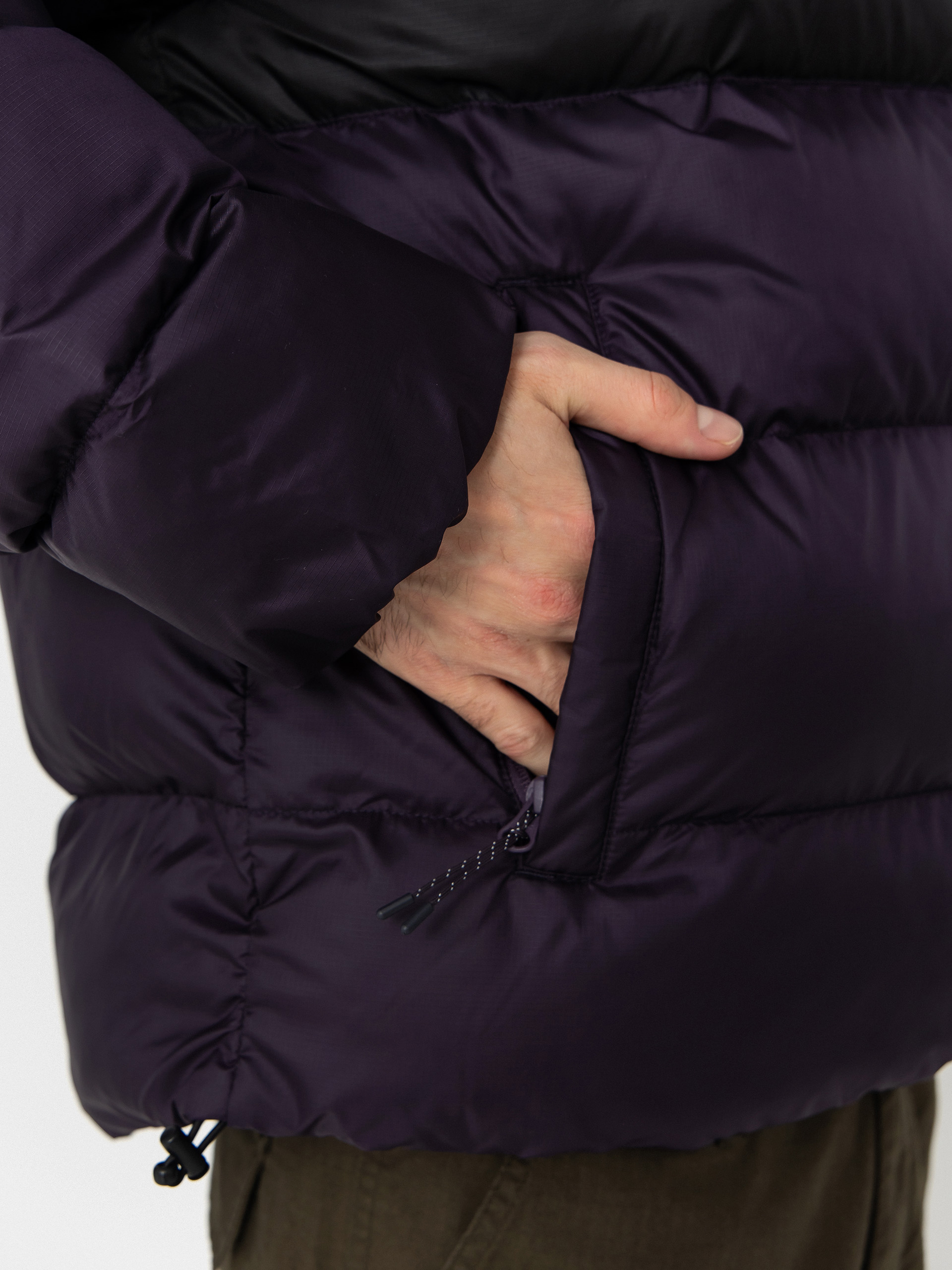 Geacă Helly Hansen Active Puffy (black grape)