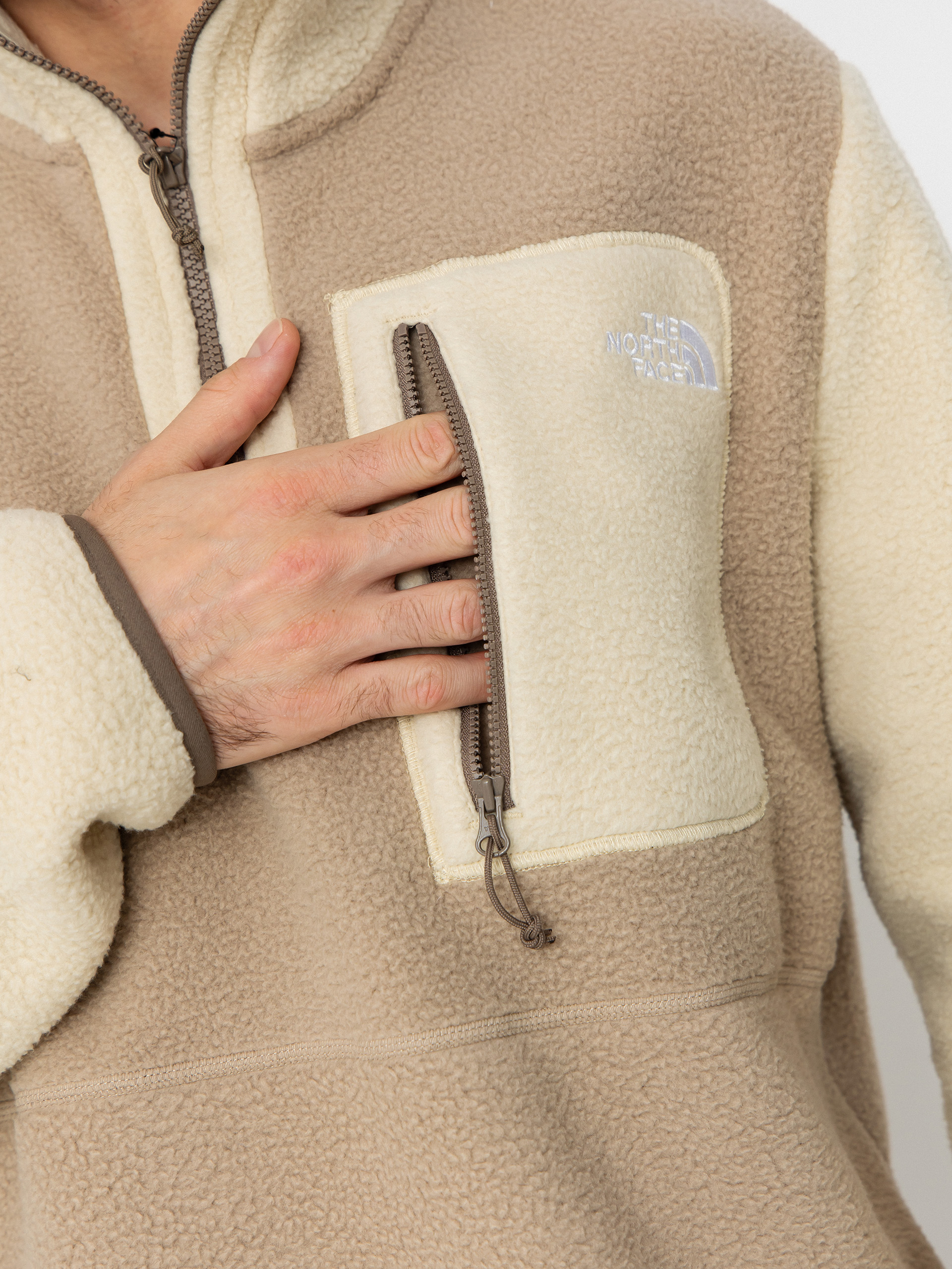 Pentru bărbați Hanorac din fleece The North Face Yumiori 1/4 Zip (mushroom grey/gravel/mo)