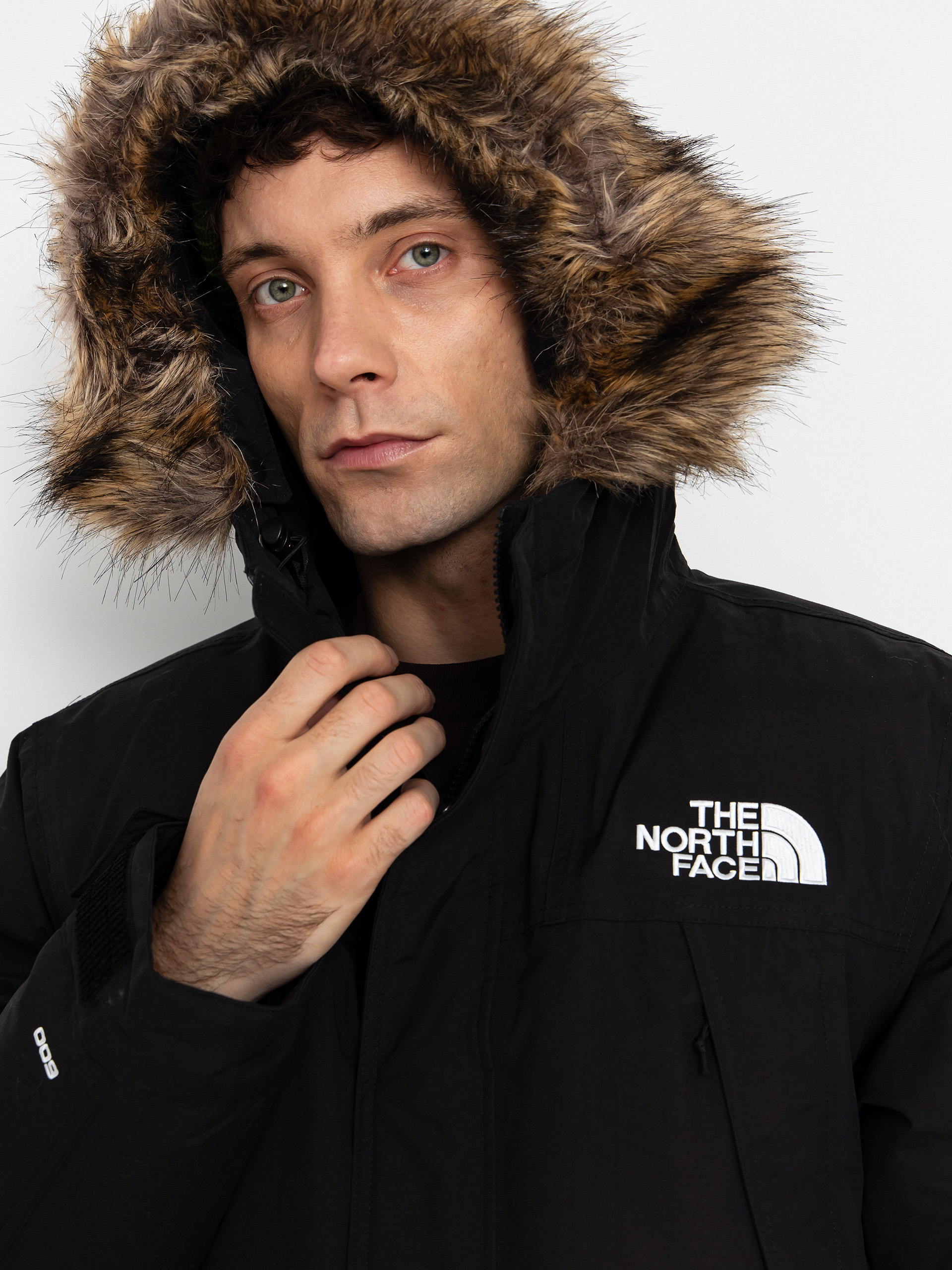 Geacă The North Face McMurdo Parka - negru (tnf black/tnf black)
