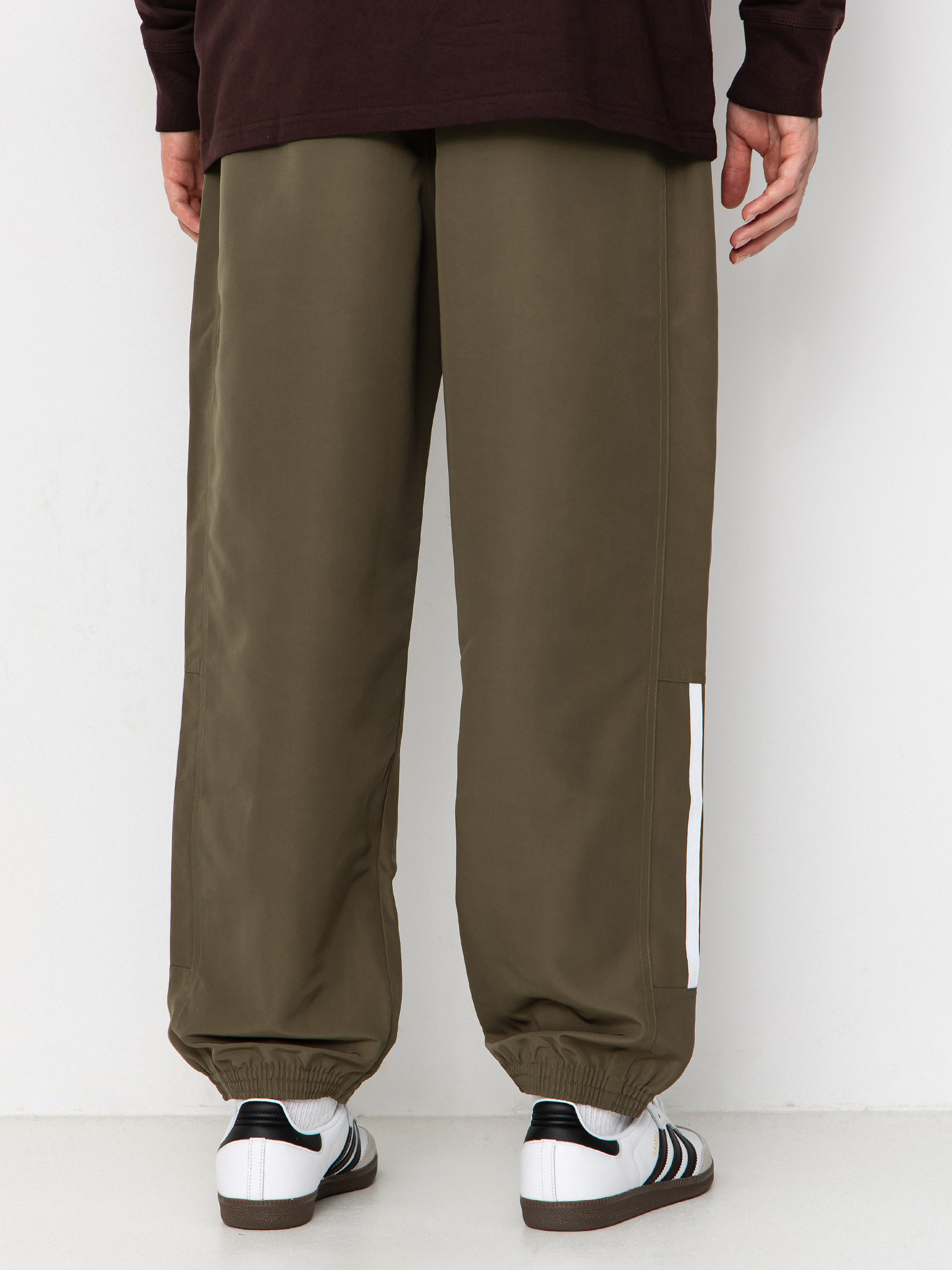 Pantaloni adidas Gatsele (olistr/white)