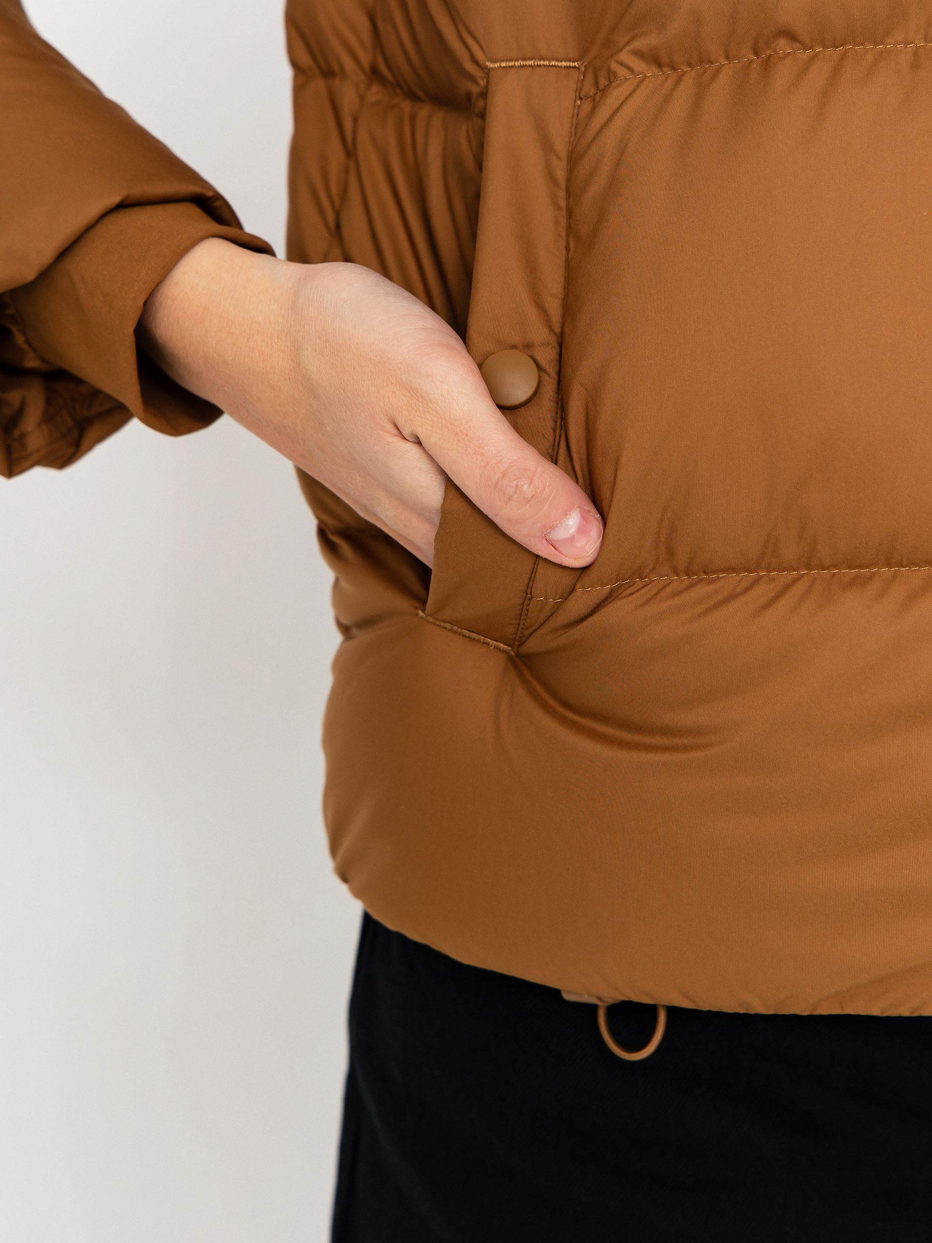 Geacă Patagonia Silent Down Wmn (deer brown)