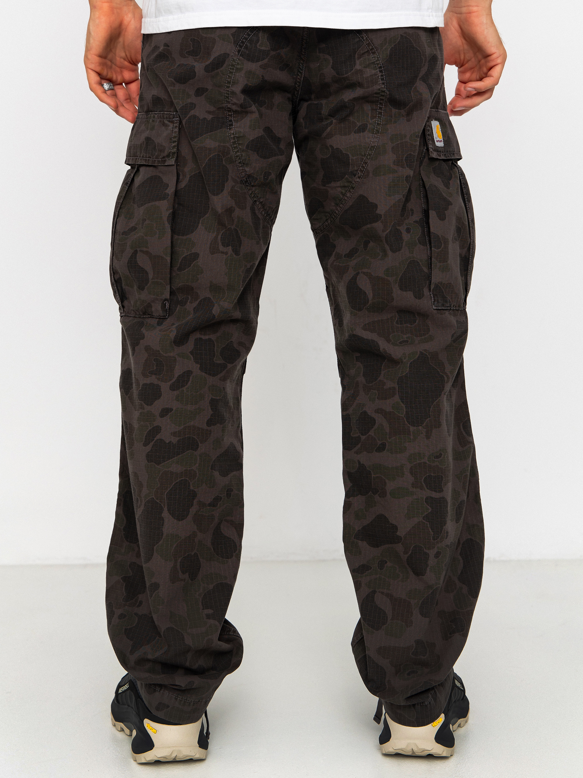 Pantaloni Carhartt WIP Duck Cargo (camo duck/green/porphyry/garment dyed)