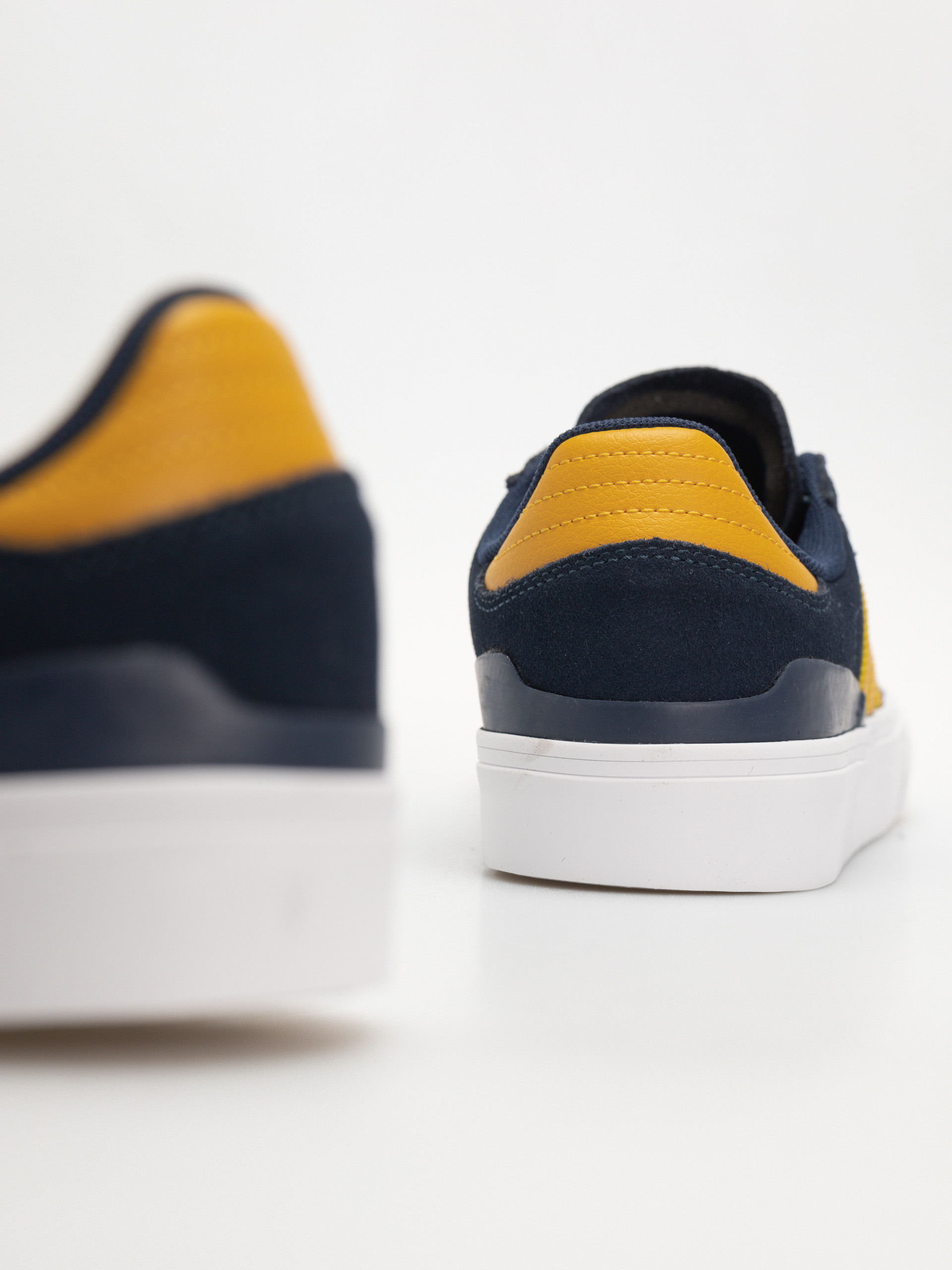 Pantofi adidas Busenitz Vulc II (conavy/preyel/ftwwht)