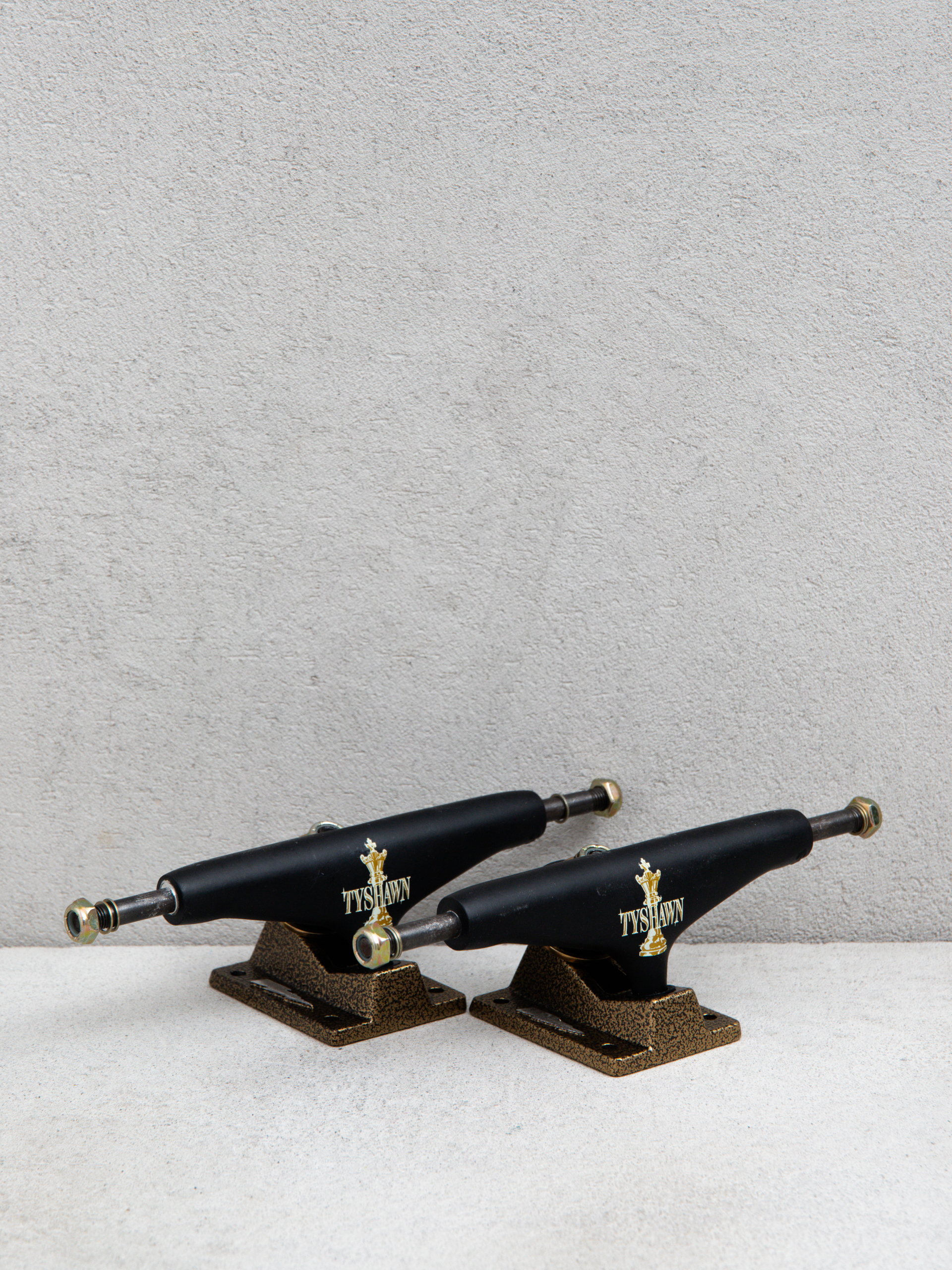 Axe Thunder Tyshawn Endgame Pro Editions