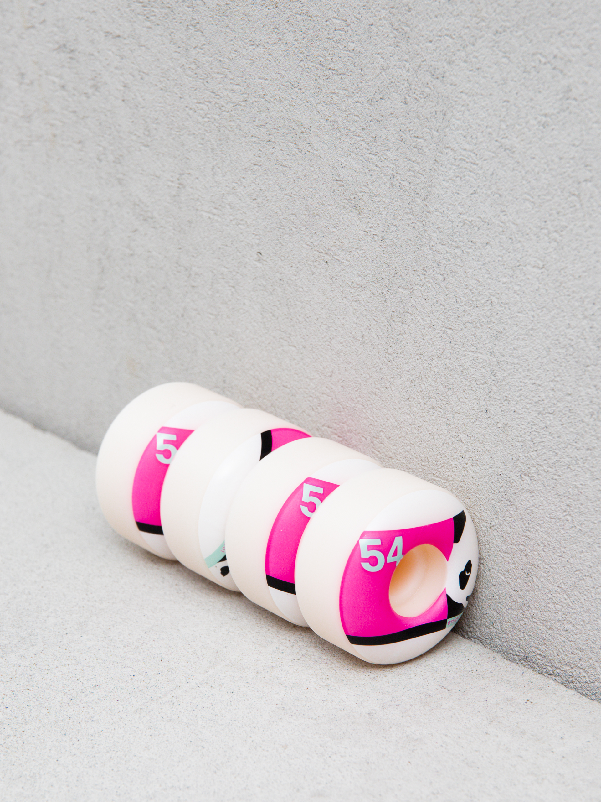 Role Enjoi Box Panda (pink)