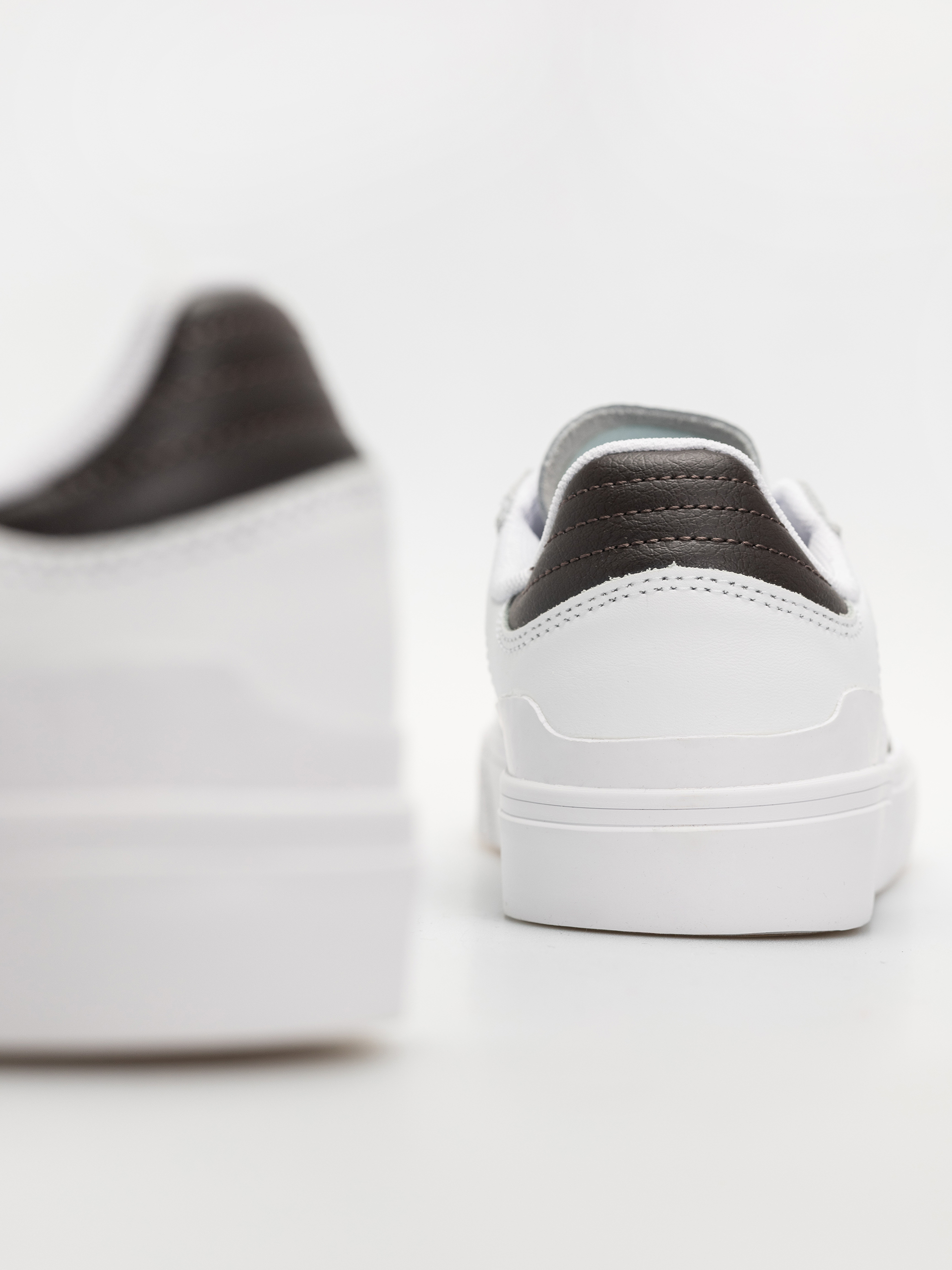 Pantofi adidas Busenitz Vulc II (ftwwht/goldmt)