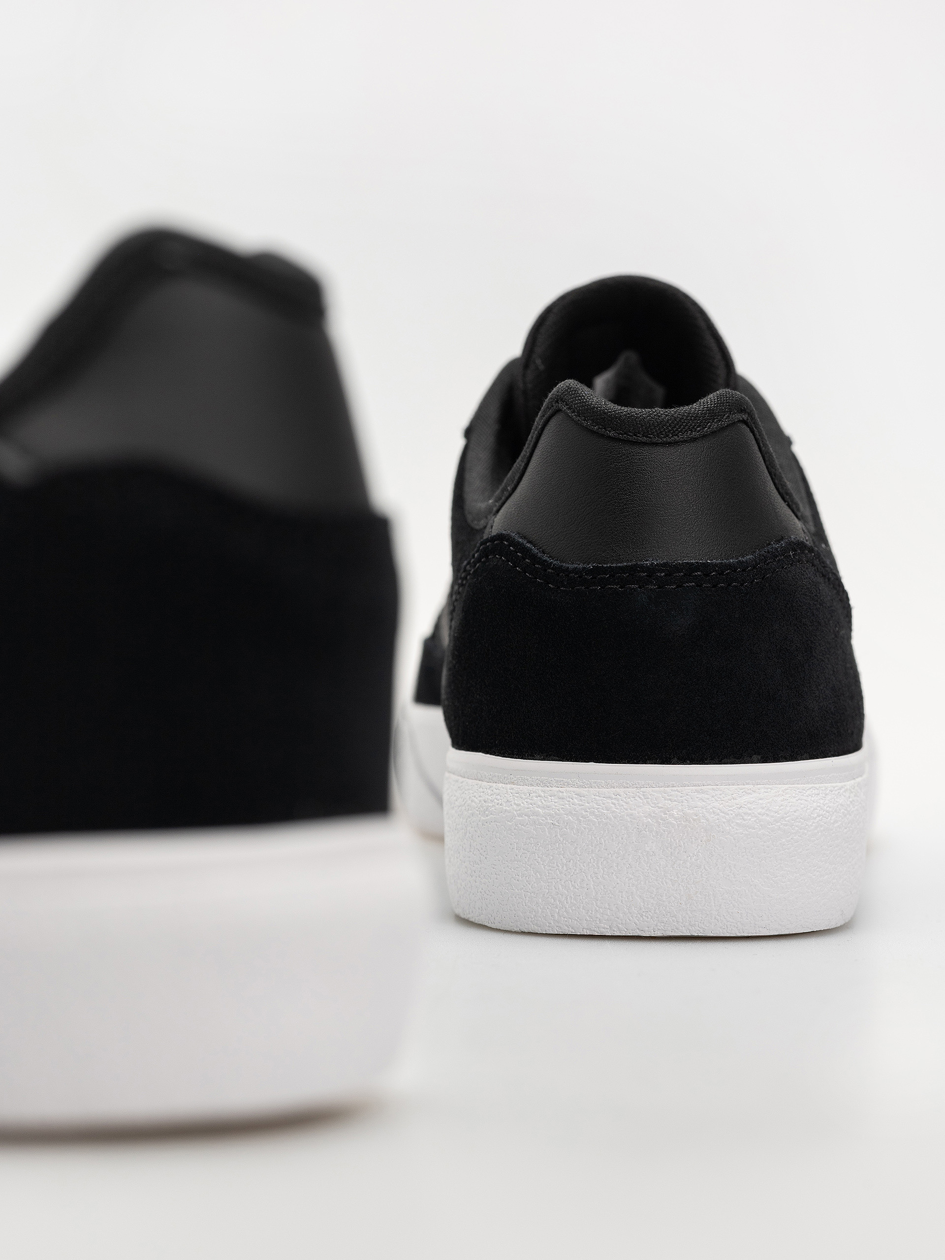 Pantofi adidas Court Tns Premiere (cblack/cblack/ftwwht)