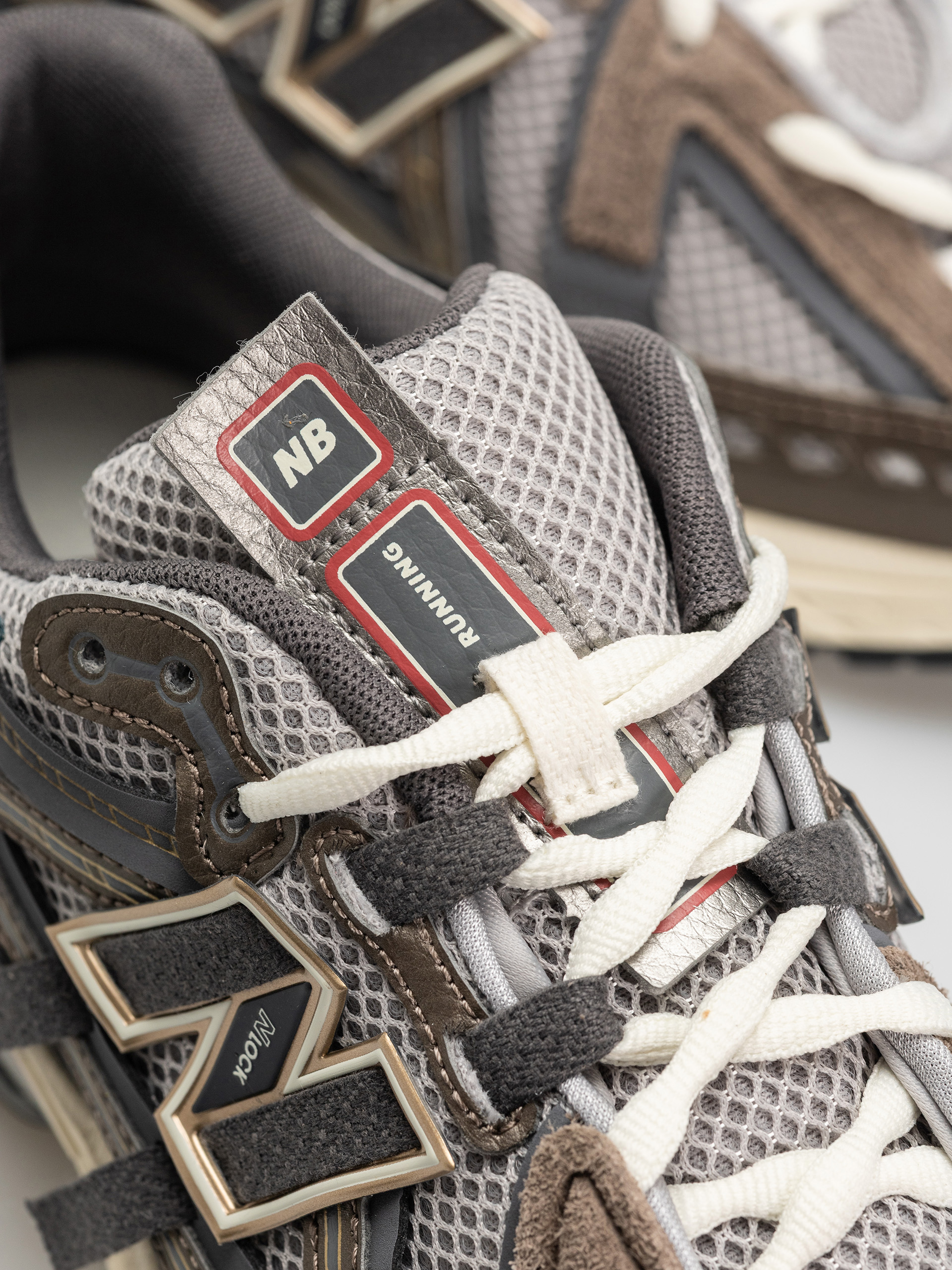 Pantofi New Balance 1906 - bej (thunder brown/slate grey)