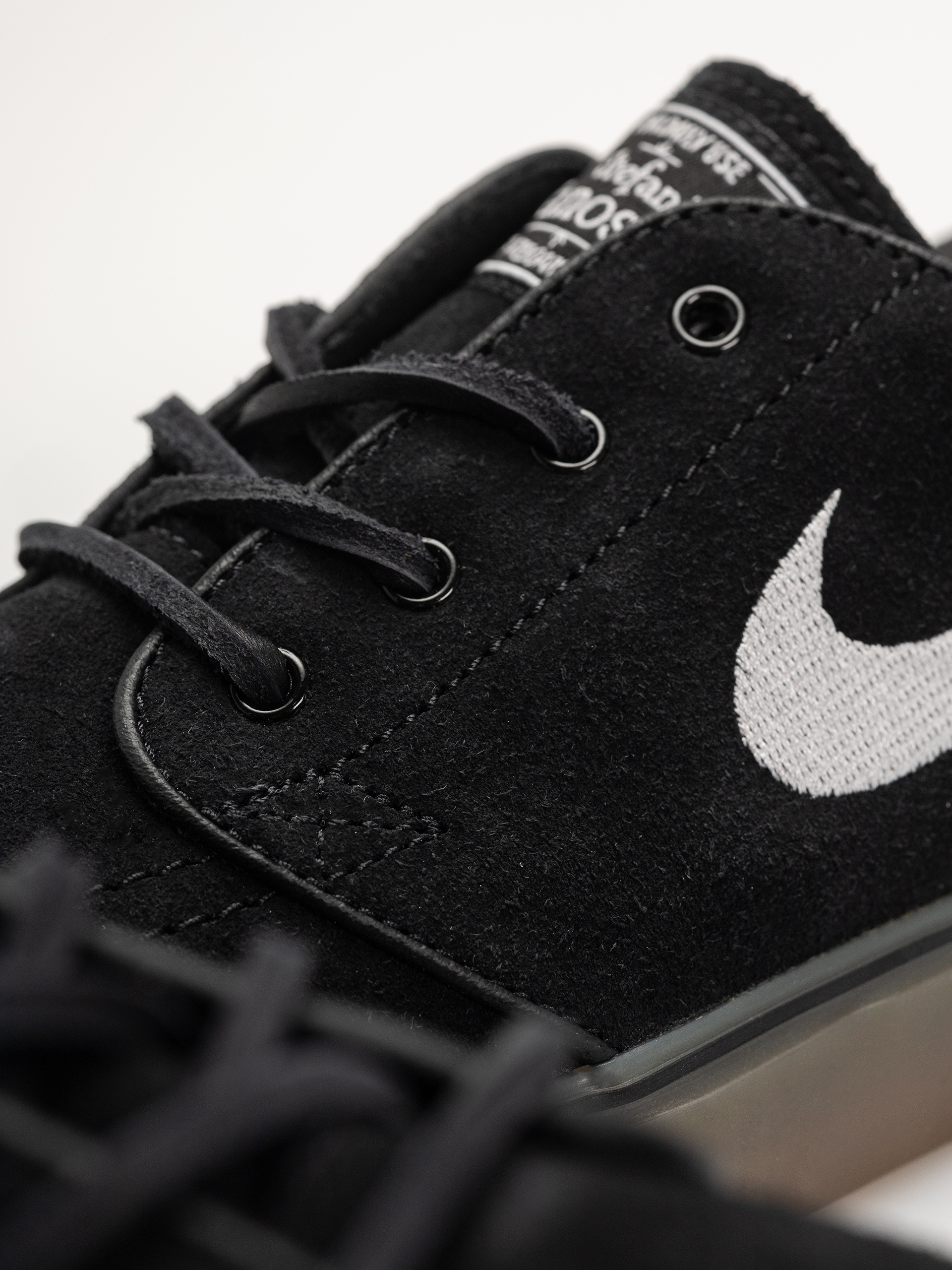 Pantofi Nike SB Zoom Janoski Og+ (black/white black gum light brown)