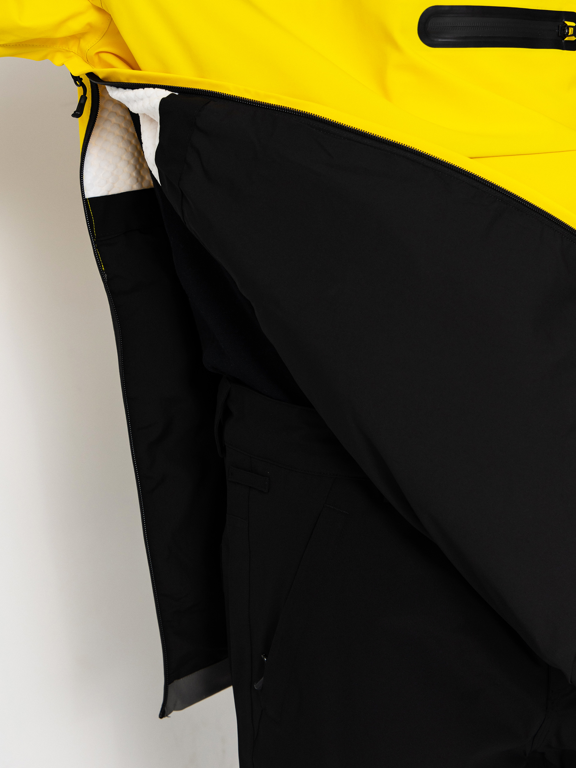 Pentru bărbați Geacă de snowboard ThirtyTwo Light Anorak (black/yellow)