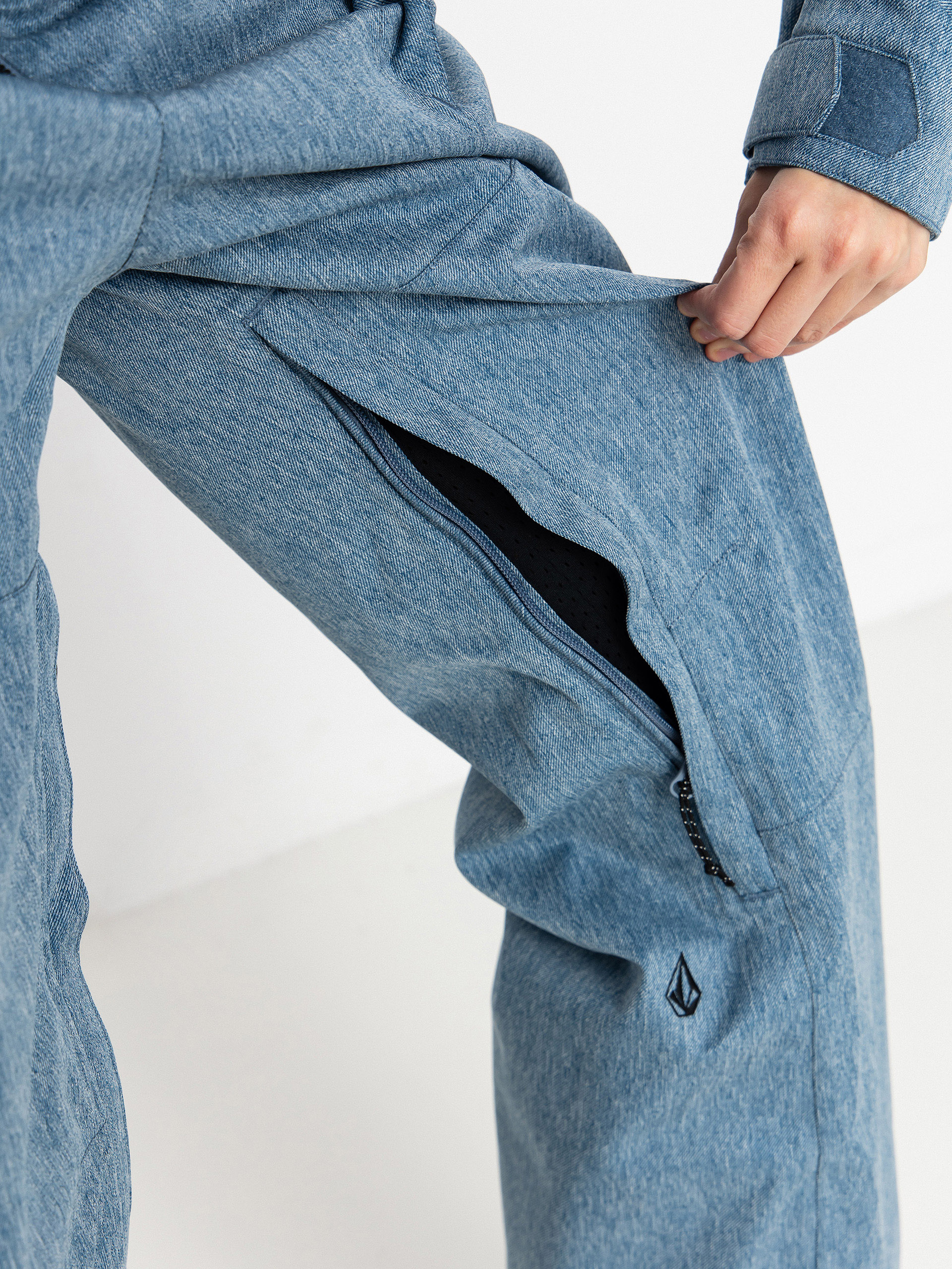 Pentru femei Costum schi Volcom Shiloh Snow Suit (denim)