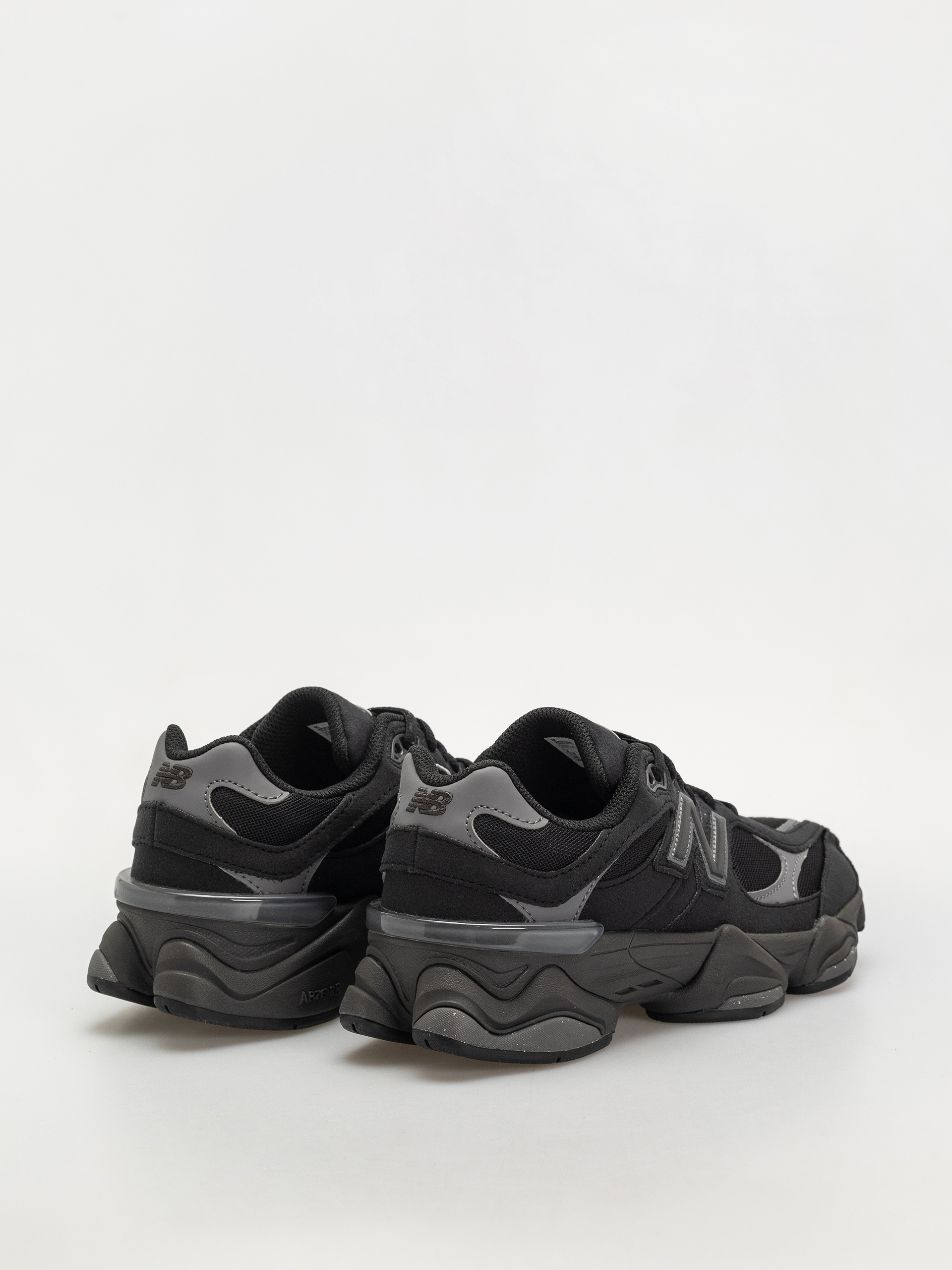 Pantofi New Balance 9060 JR (black/castlerock)