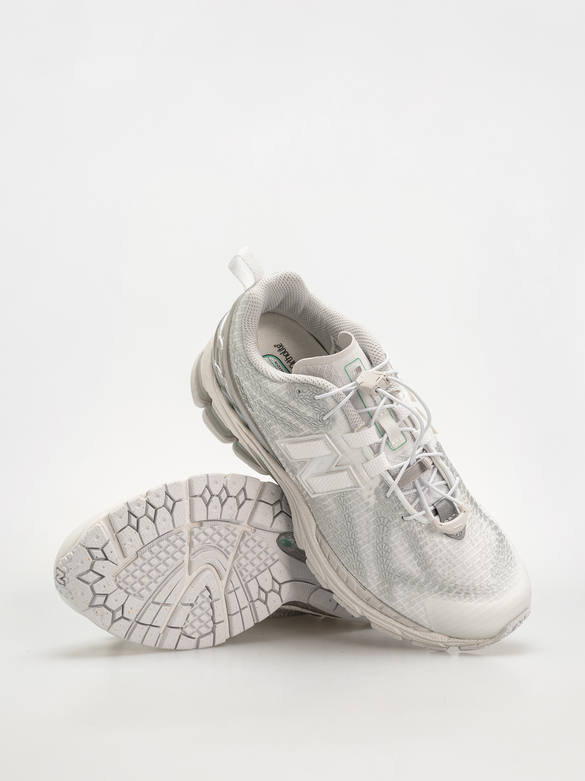 Pantofi New Balance 1906 (103 white/silver metallic/deep end)